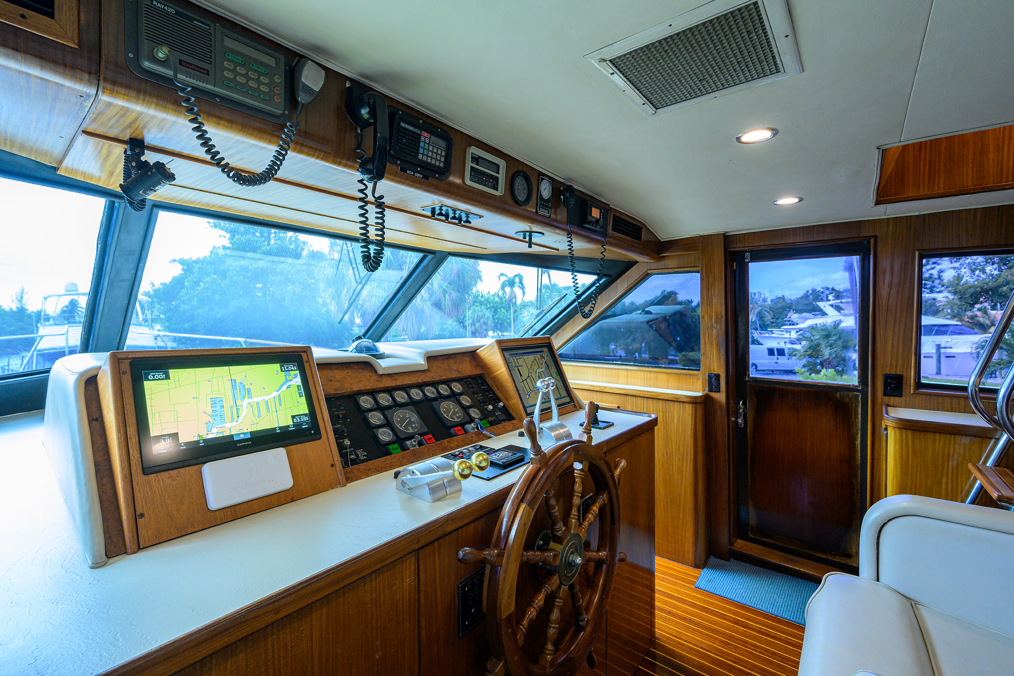 Forever Young yacht photo 113