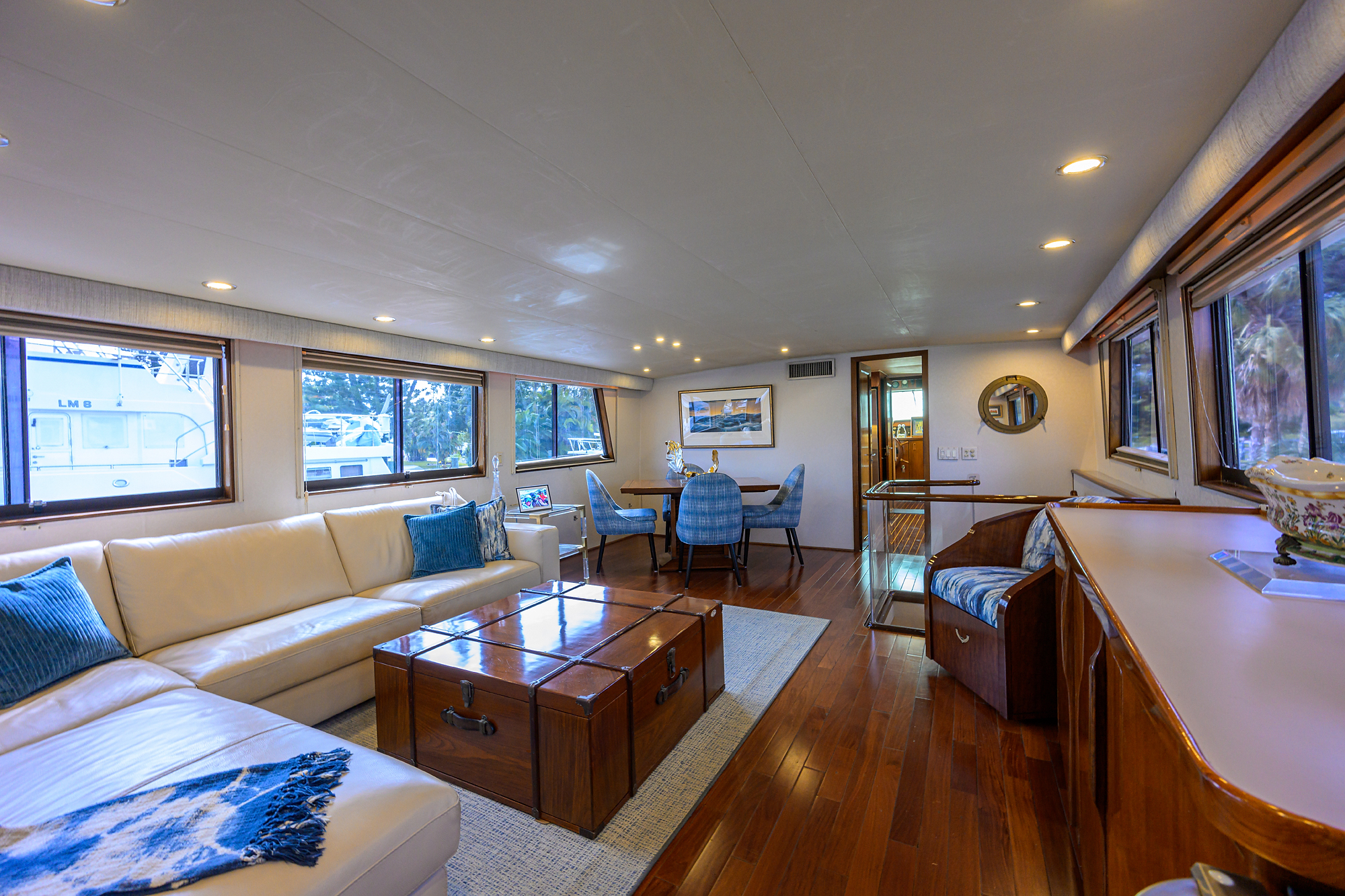 Forever Young yacht photo 83