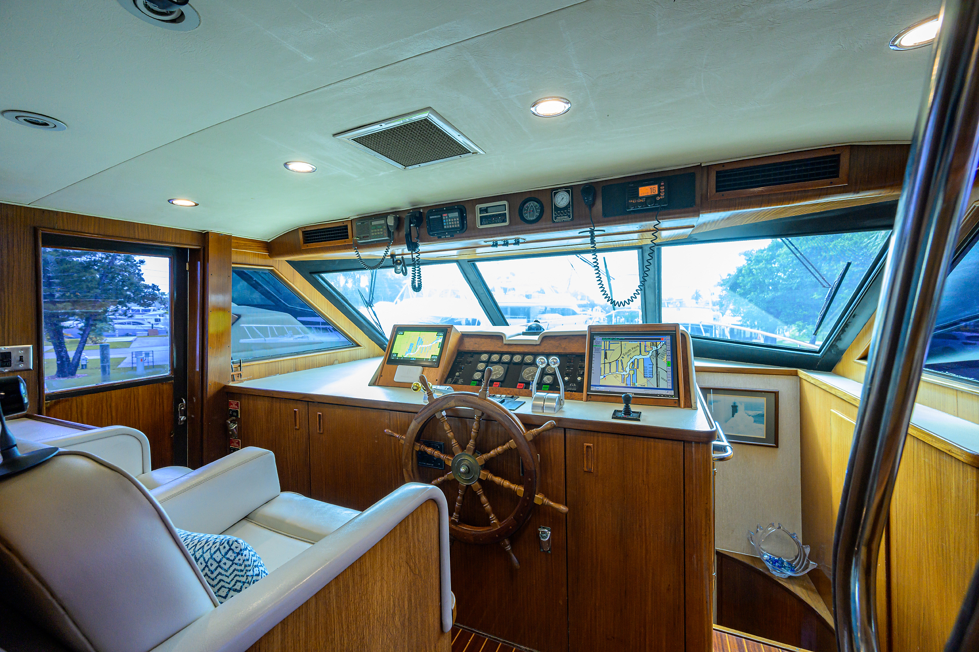 Forever Young yacht photo 107