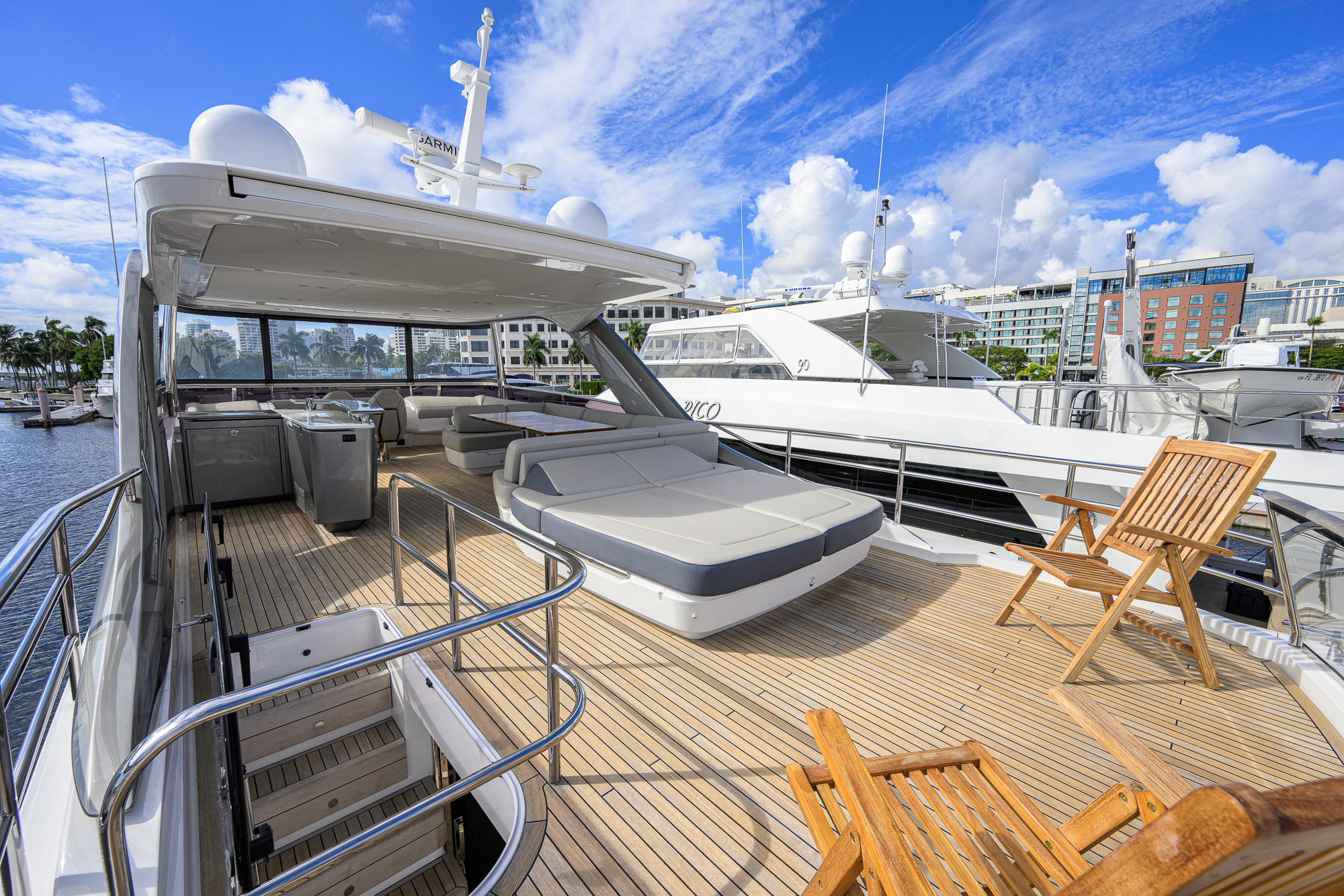 Amy Leigh III yacht photo 20