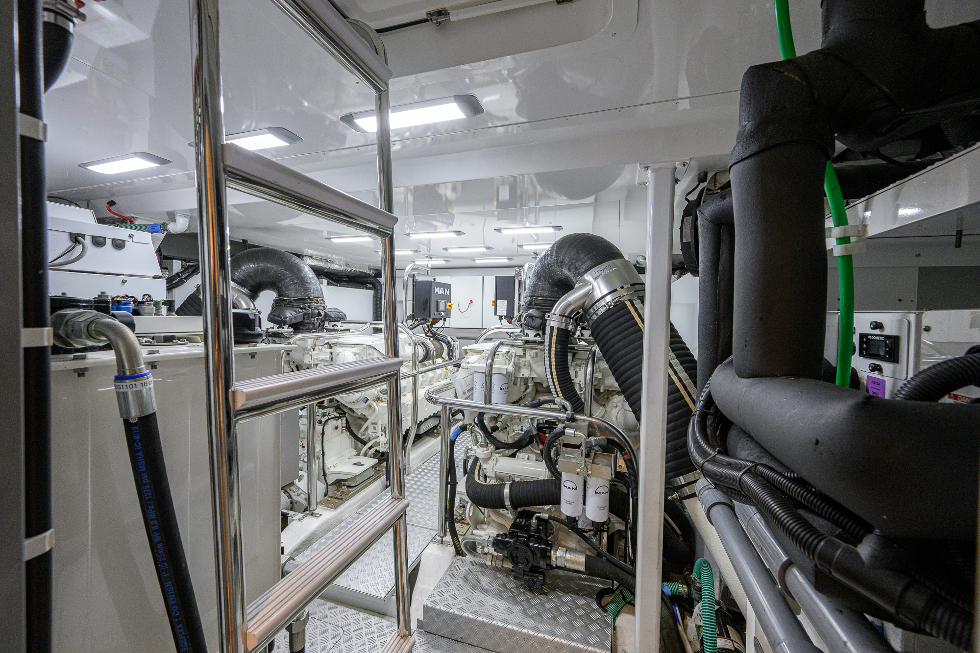 Amy Leigh III yacht photo 70