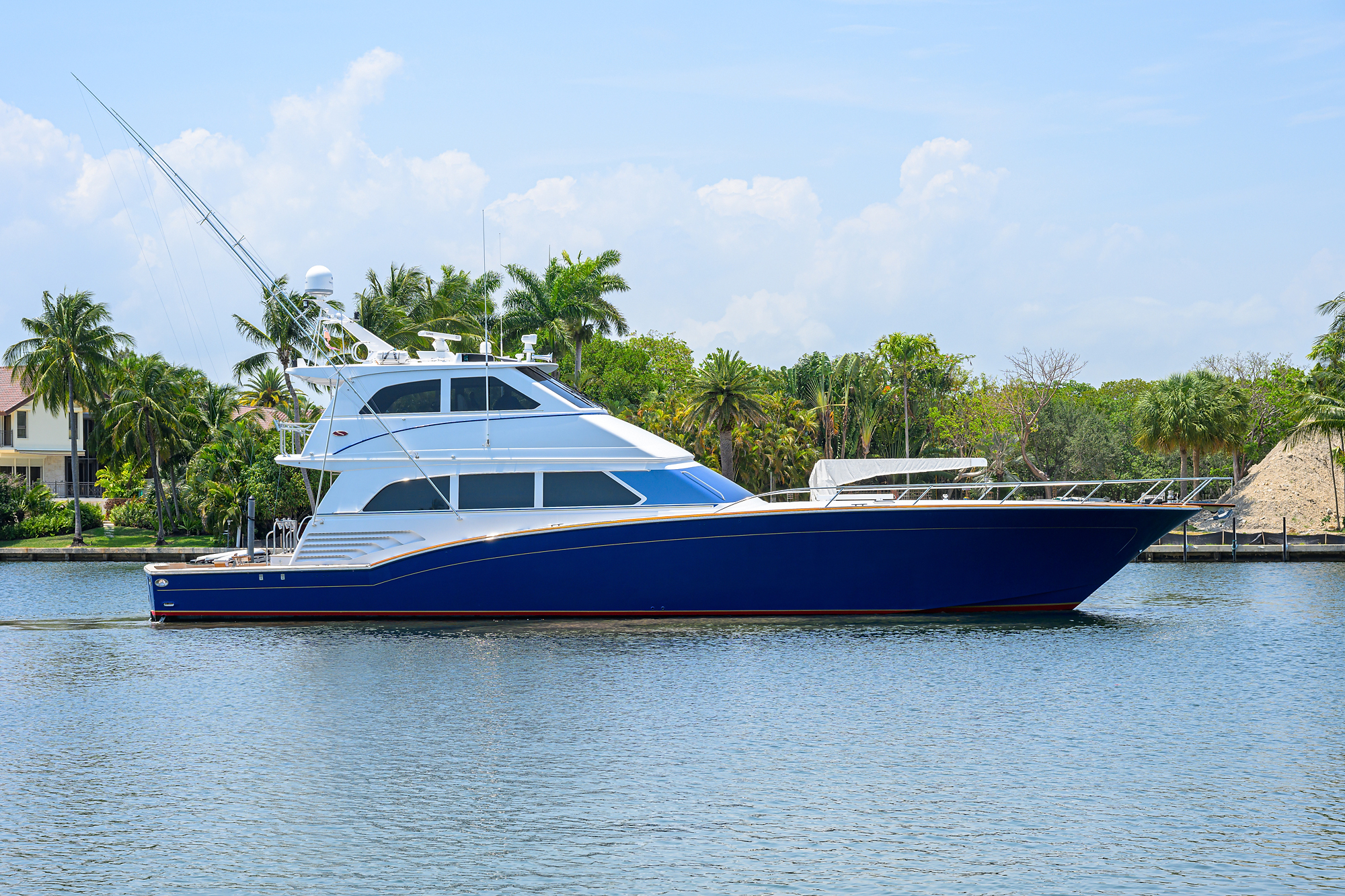JR yacht photo 1