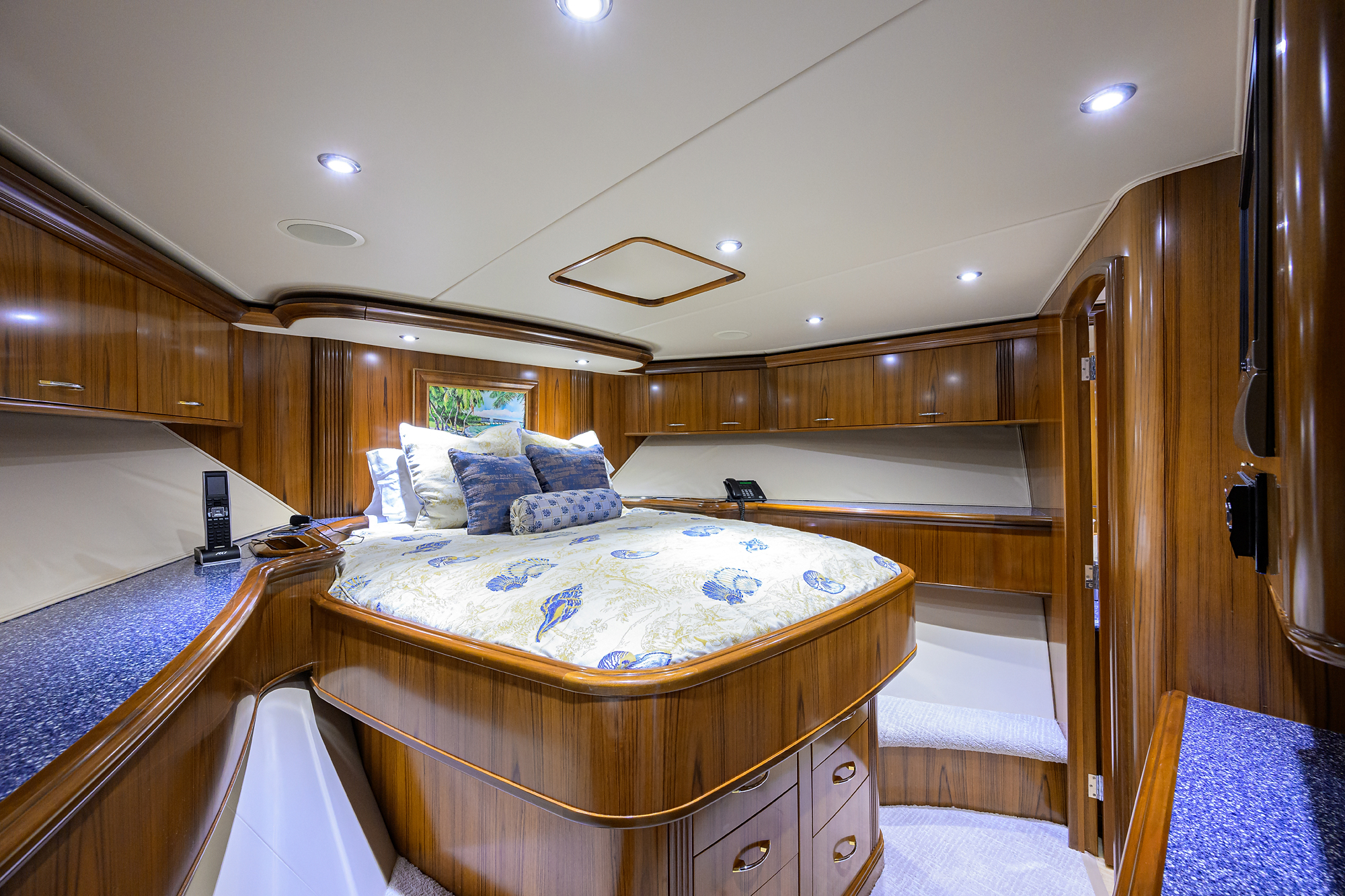 JR yacht photo 101