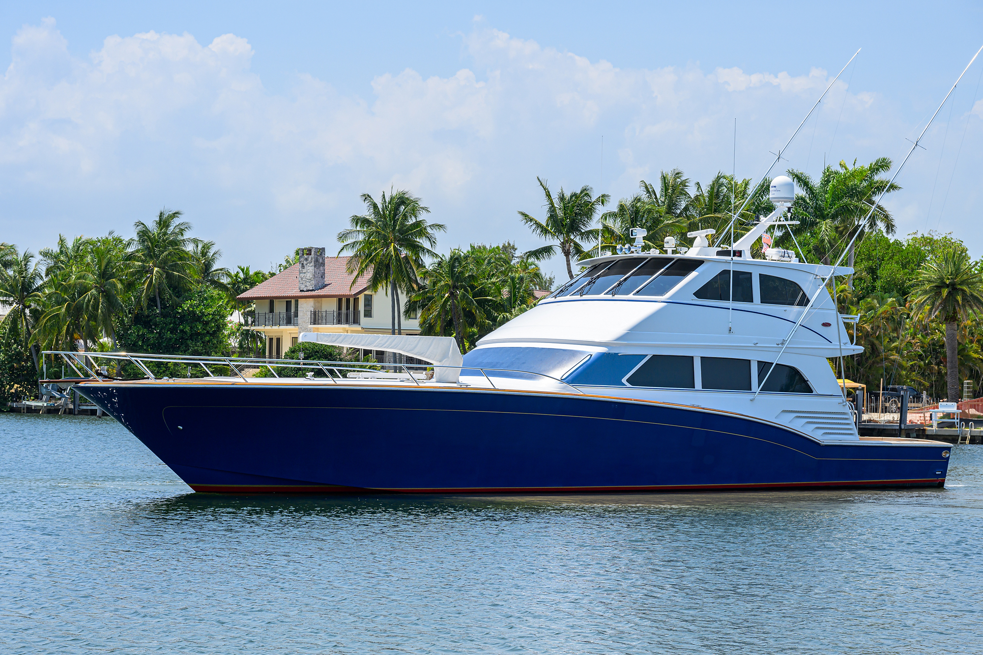 JR yacht photo 6