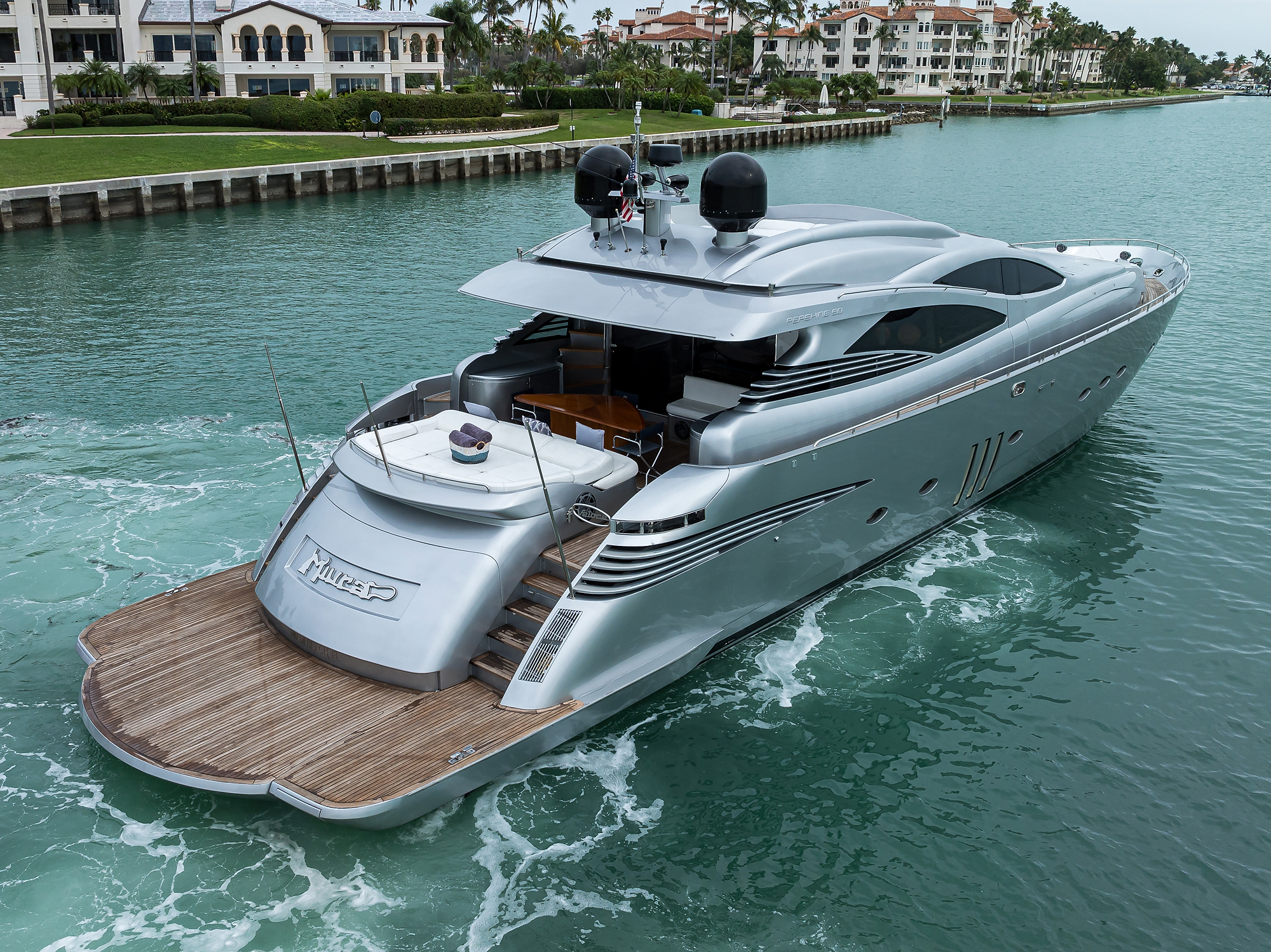 Miura yacht photo 22