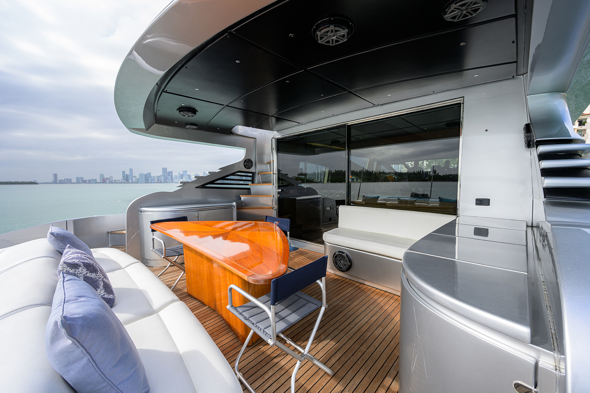 Miura yacht photo 64