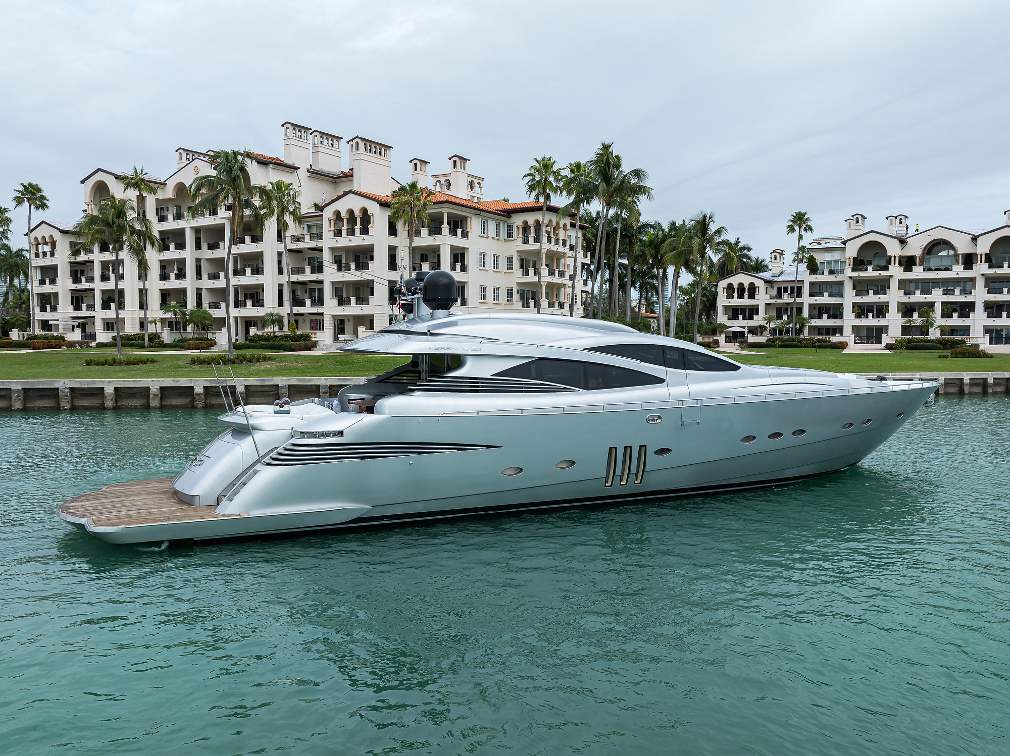 Miura yacht photo 24