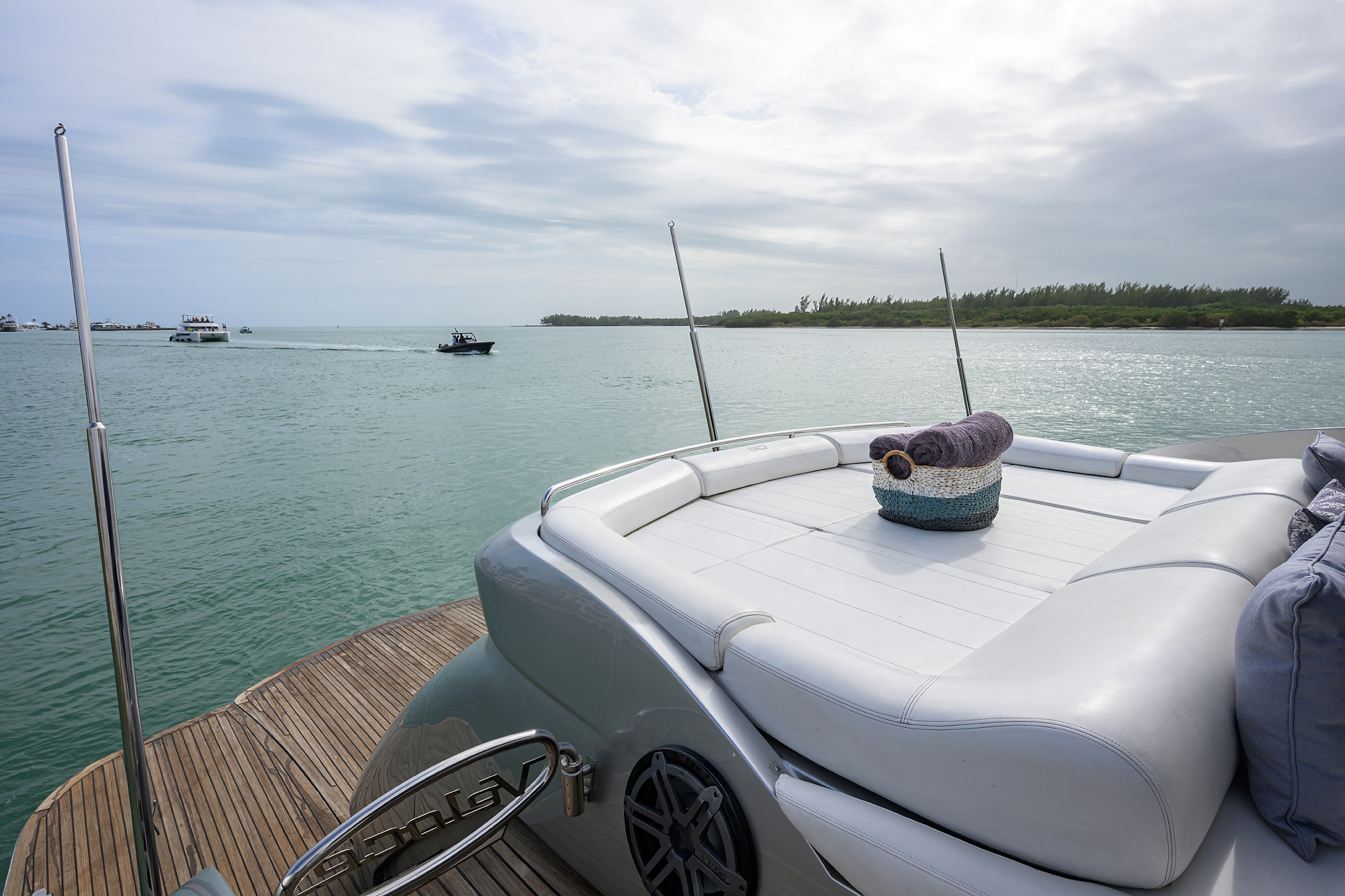 Miura yacht photo 68
