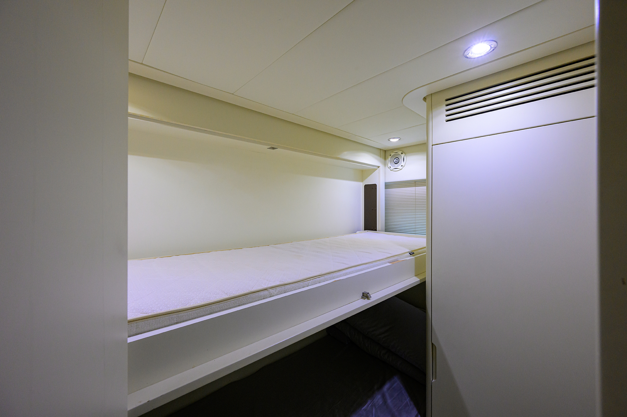 Miura yacht photo 167