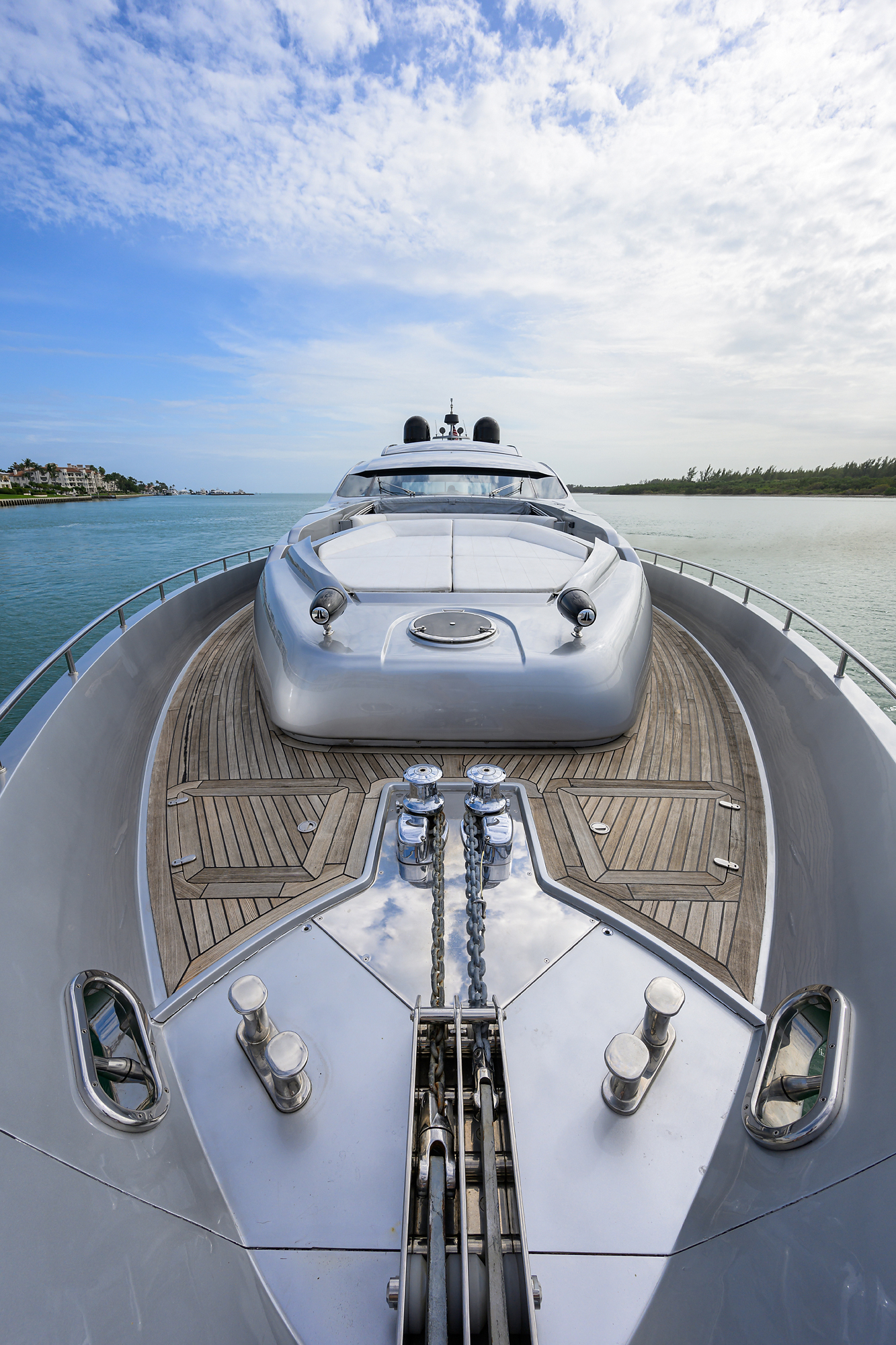 Miura yacht photo 47