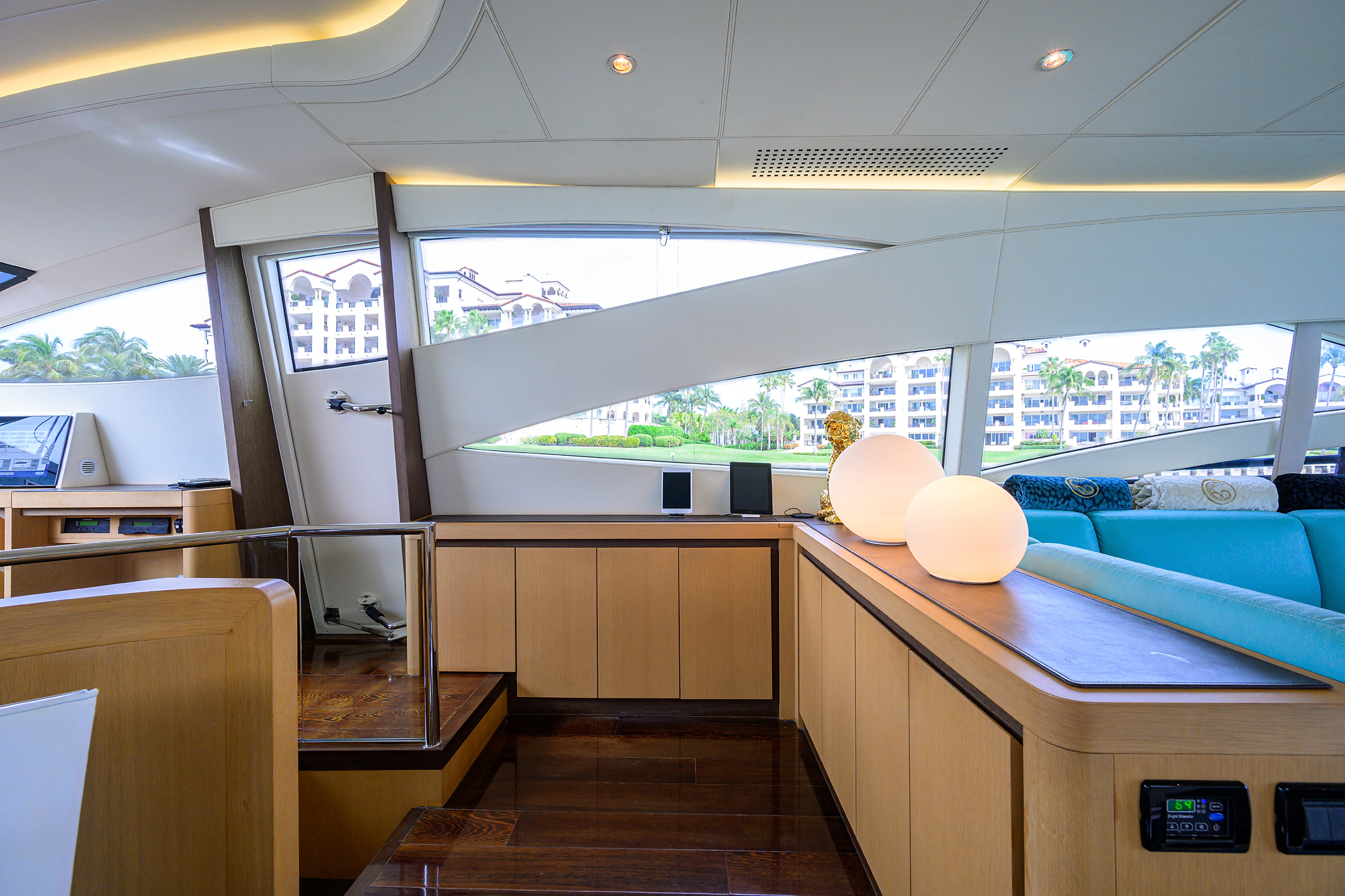Miura yacht photo 103
