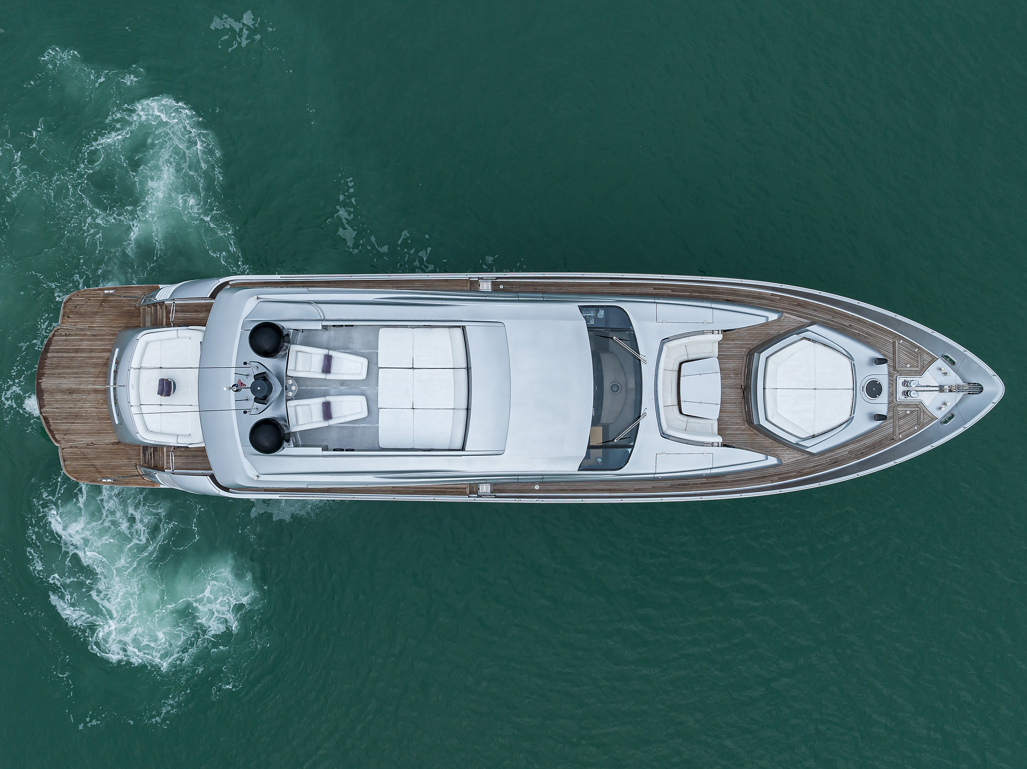 Miura yacht photo 29