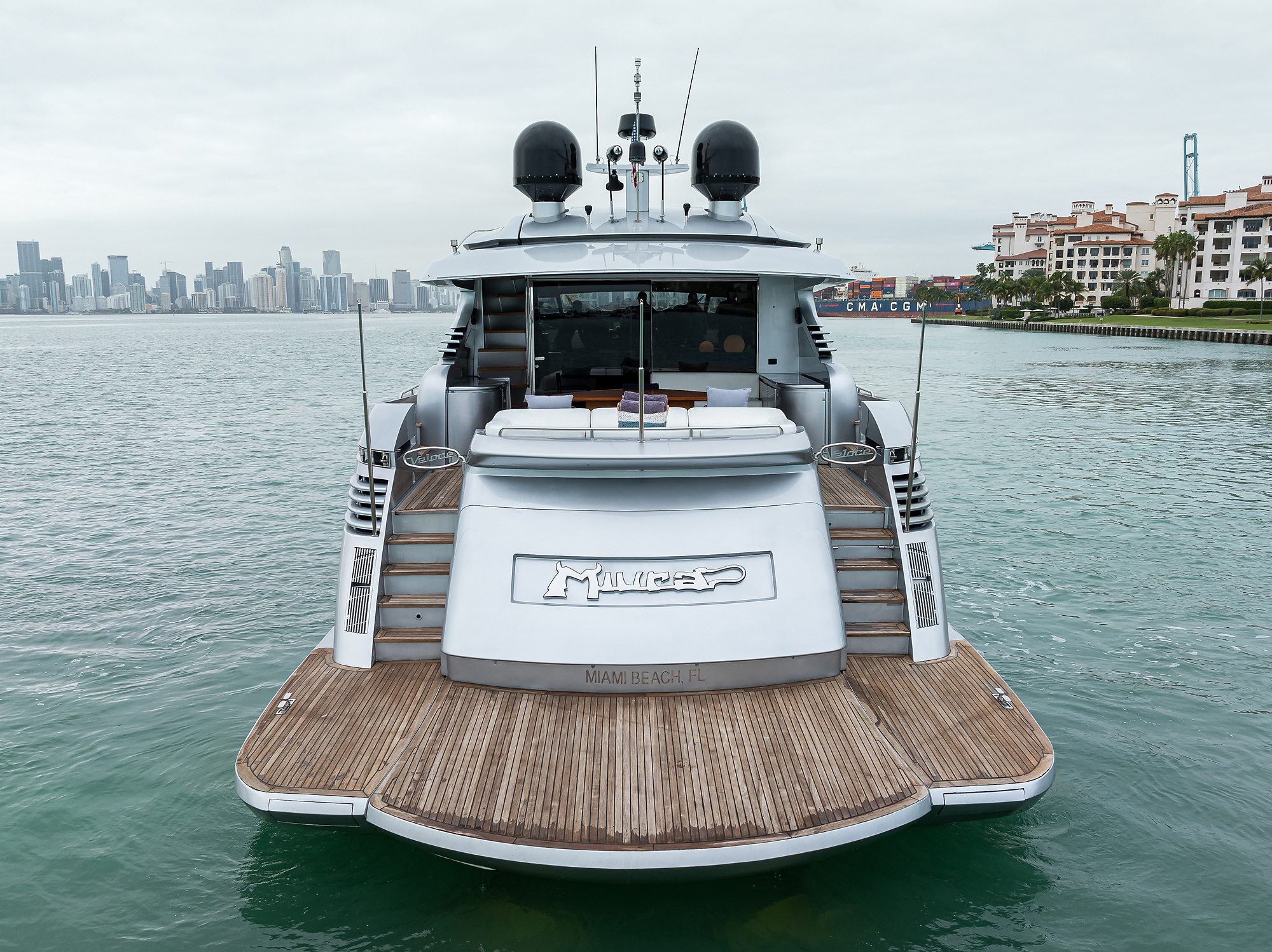 Miura yacht photo 19