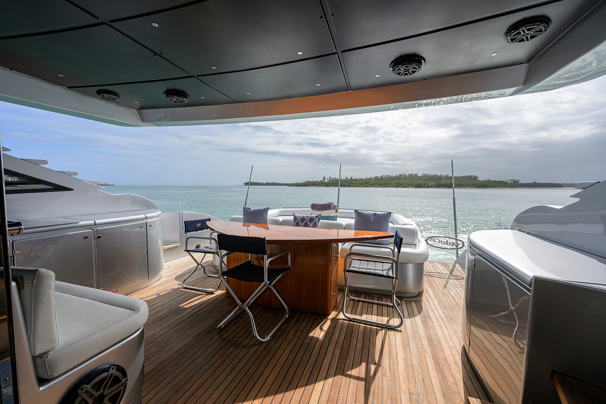 Miura yacht photo 57