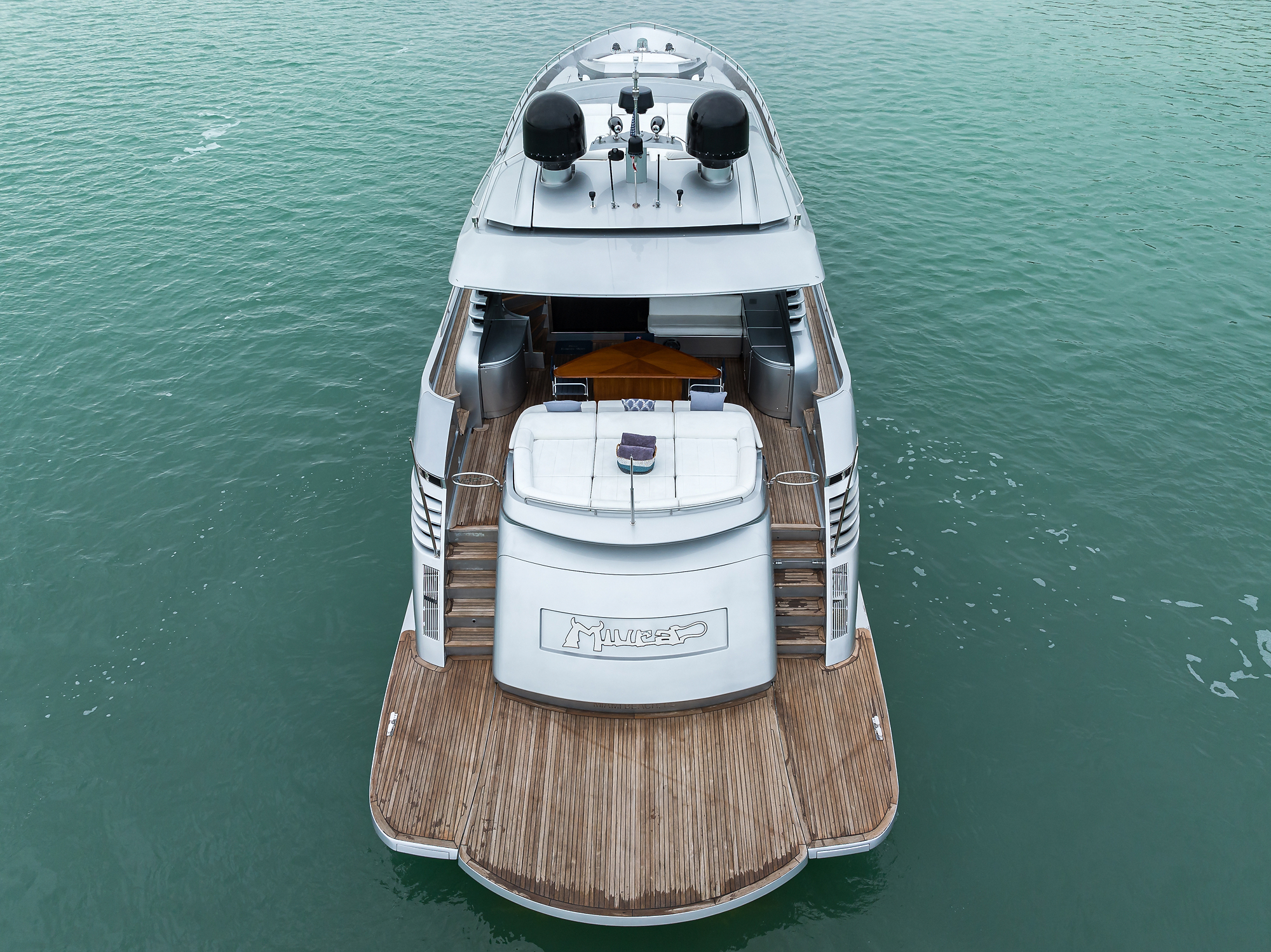 Miura yacht photo 20