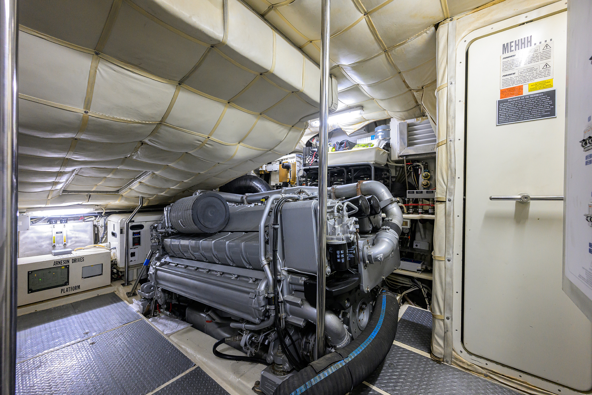 Miura yacht photo 77
