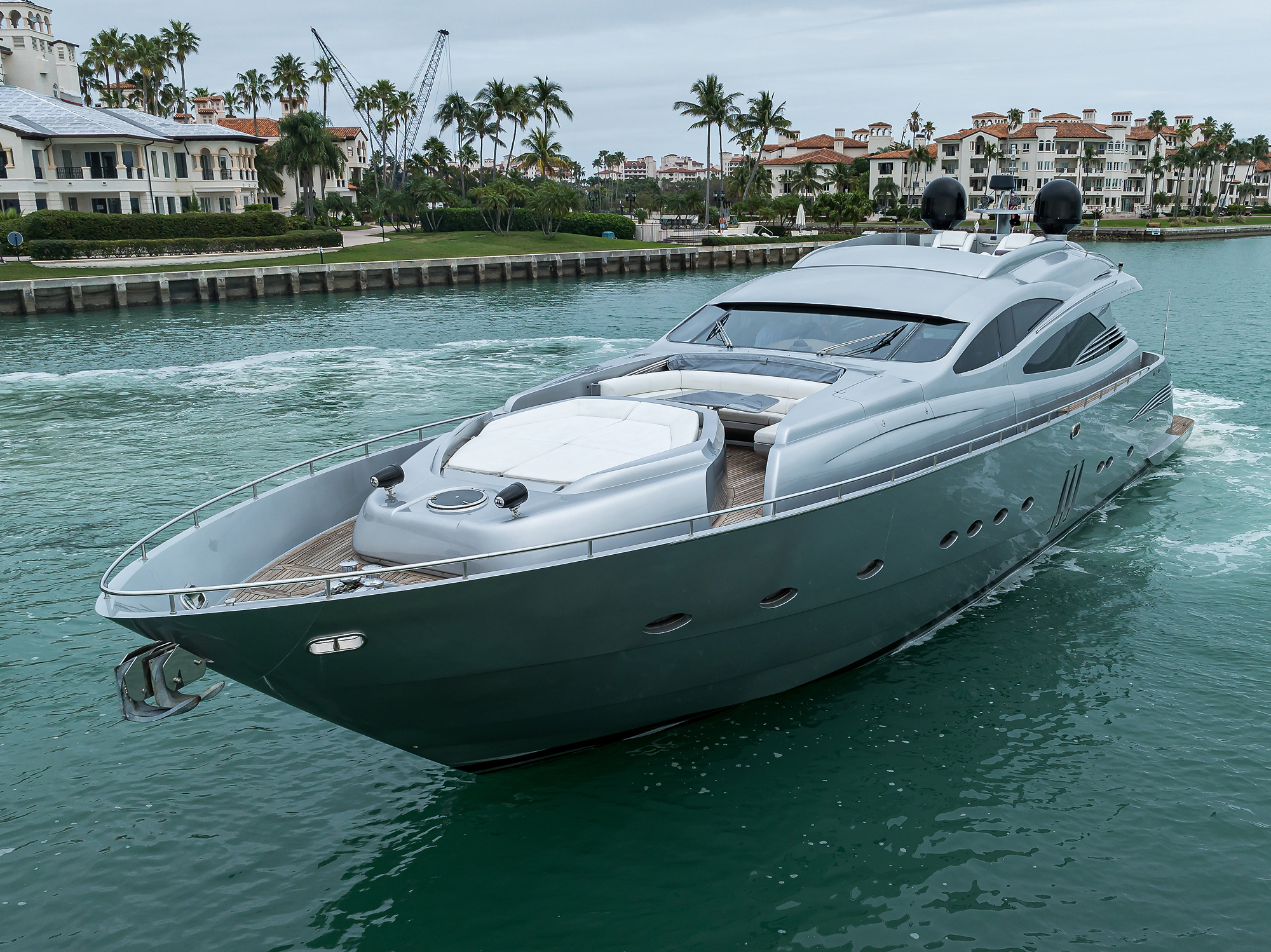 Miura yacht photo 10