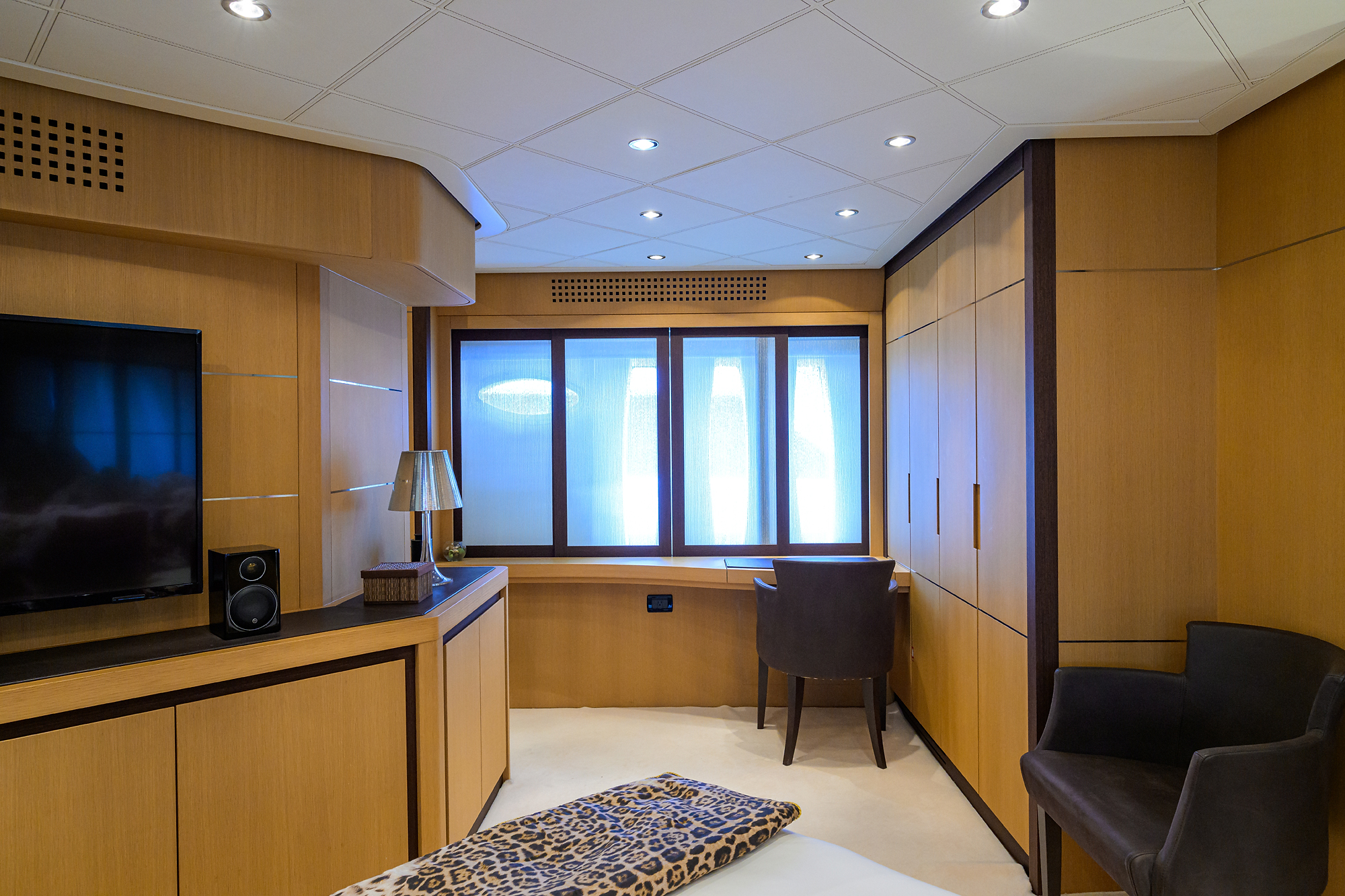 Miura yacht photo 150