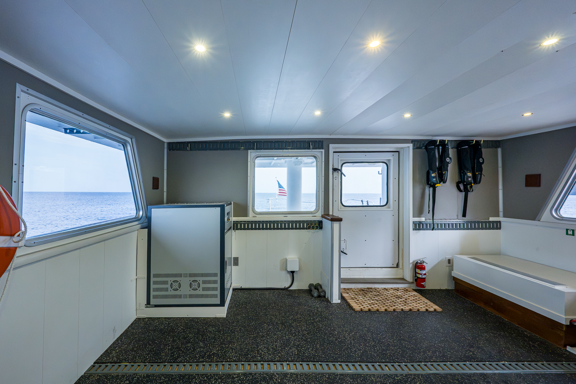 Care Bear yacht photo 72