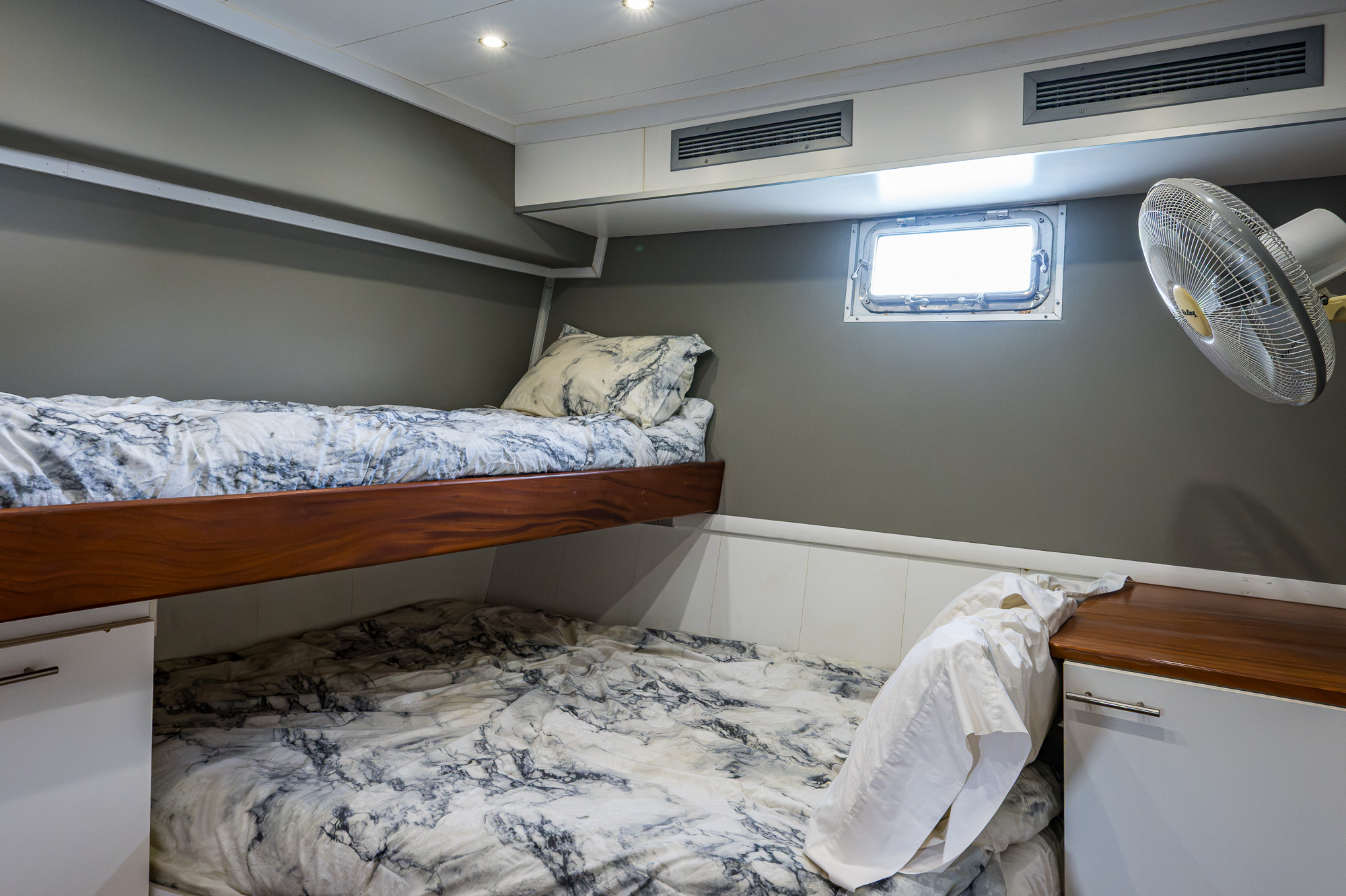 Care Bear yacht photo 114
