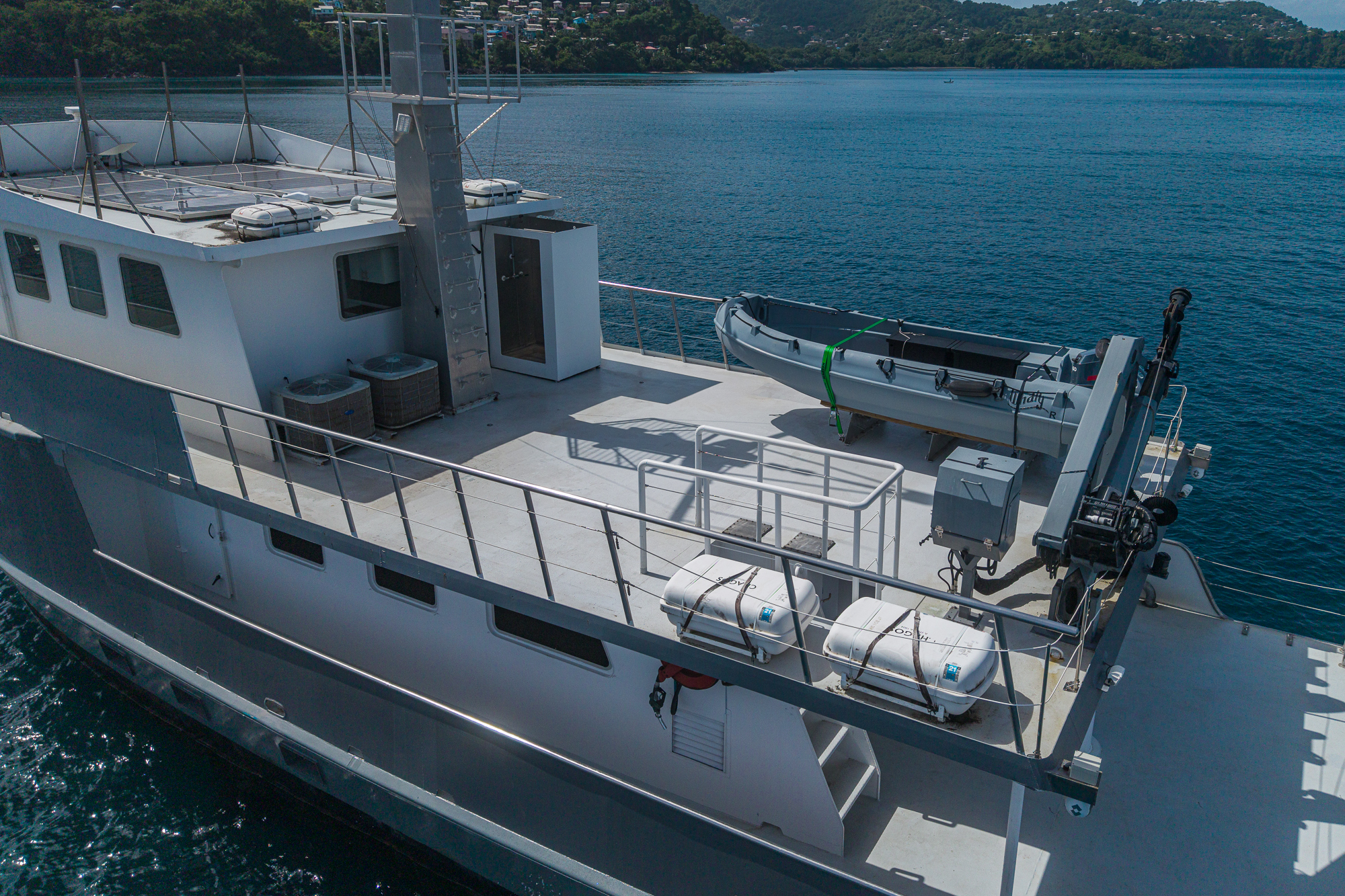 Care Bear yacht photo 32