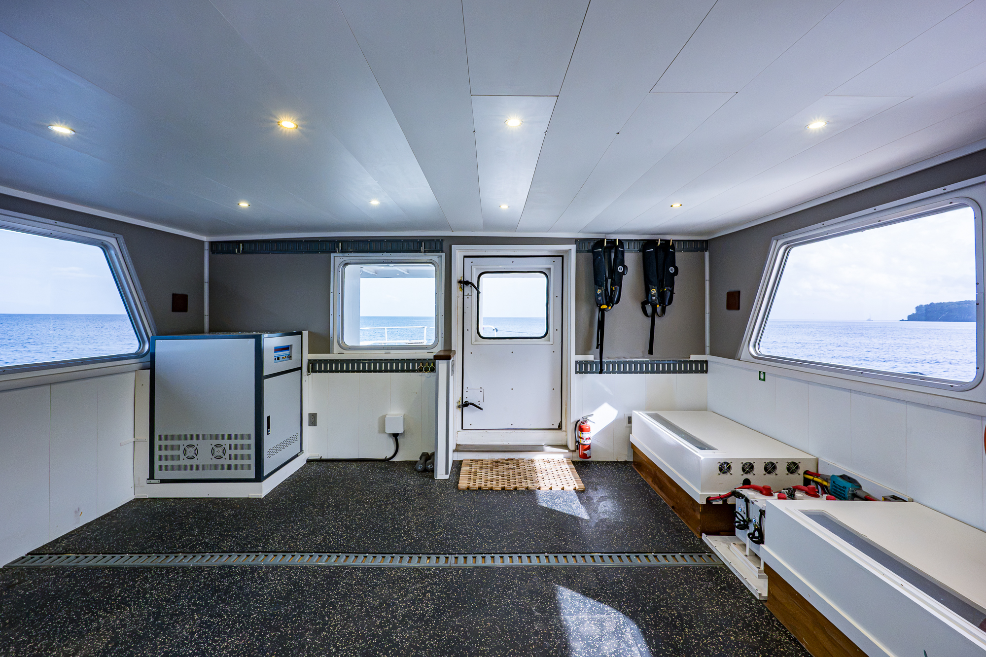 Care Bear yacht photo 69
