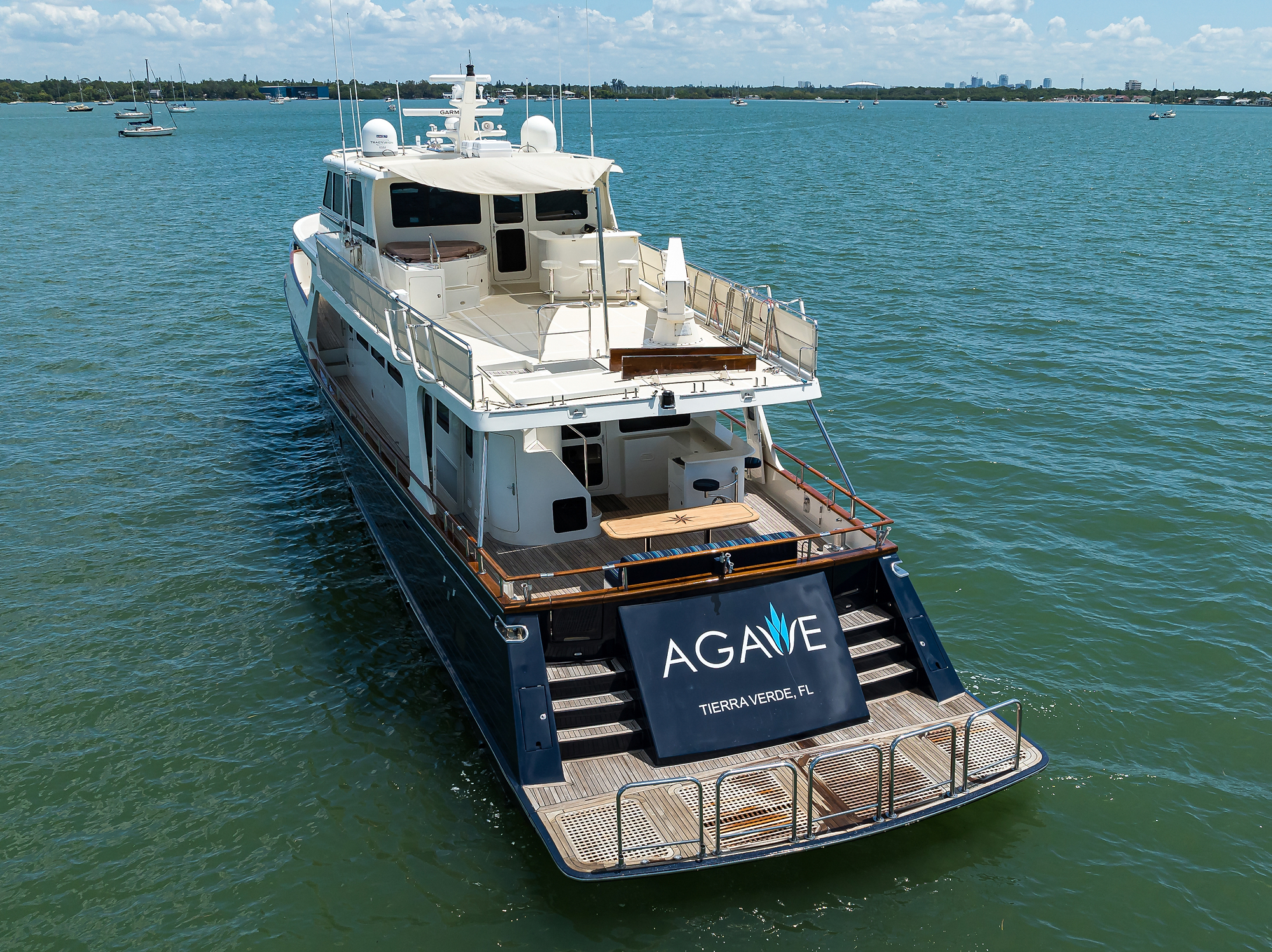 Agave yacht photo 10
