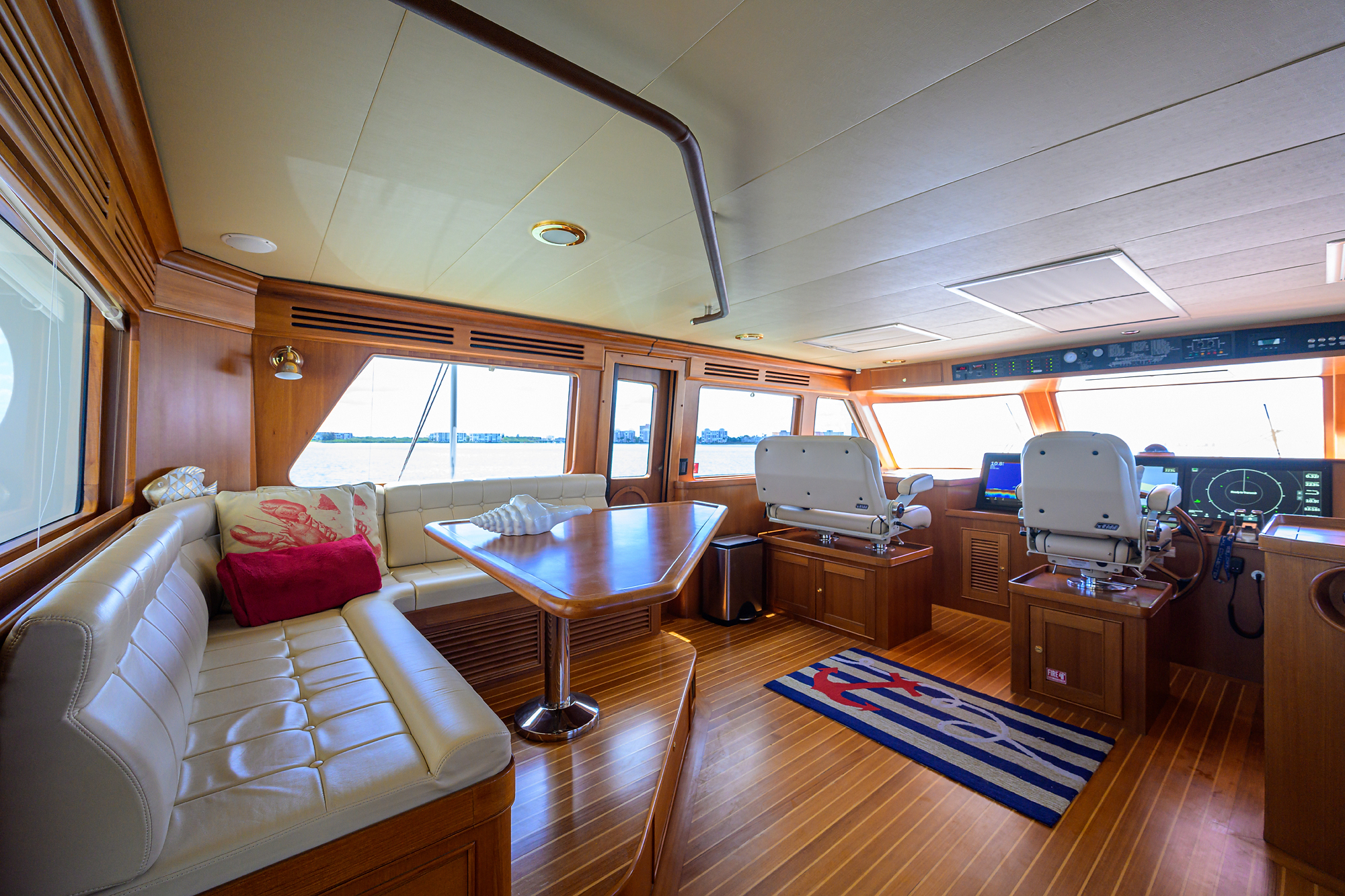 Agave yacht photo 16