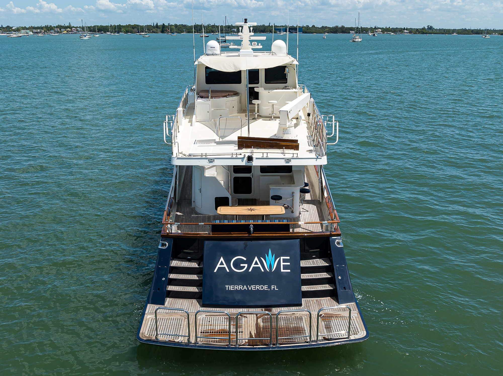 Agave yacht photo 11