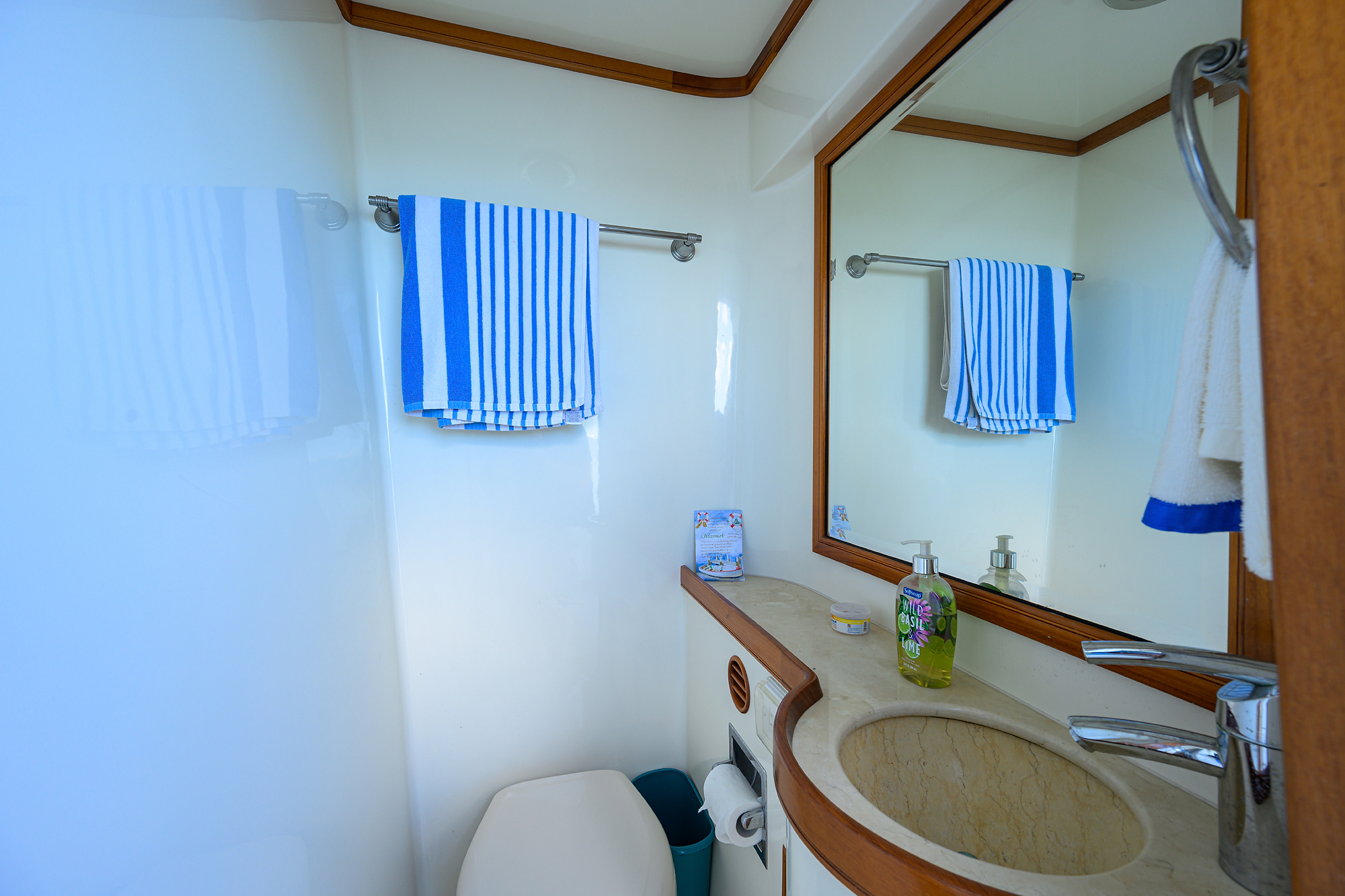 Agave yacht photo 59