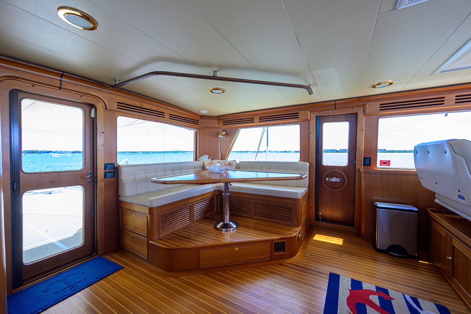 Agave yacht photo 17