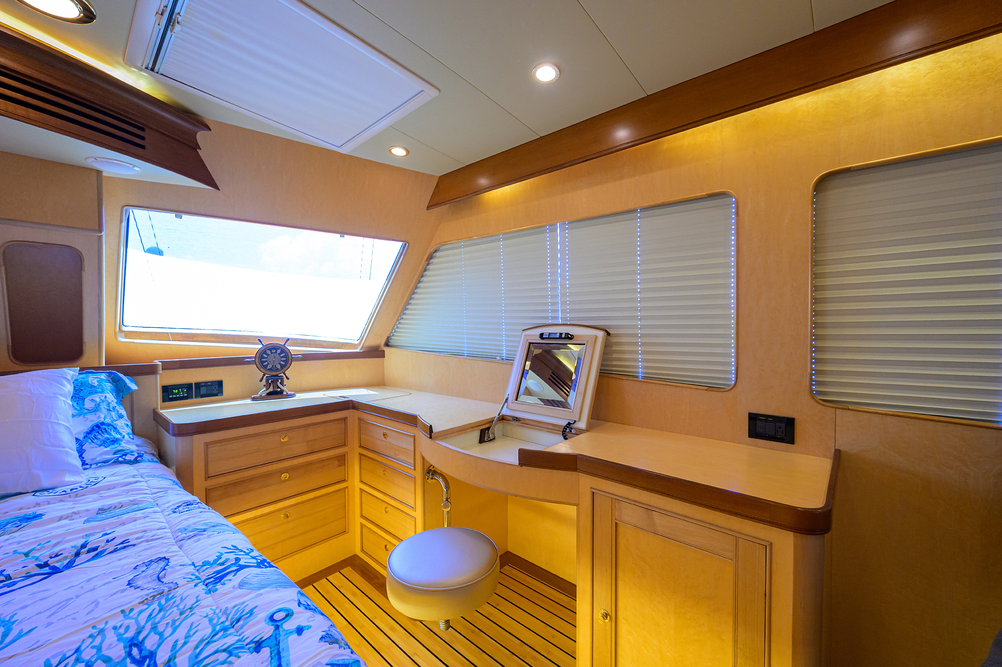 Agave yacht photo 140