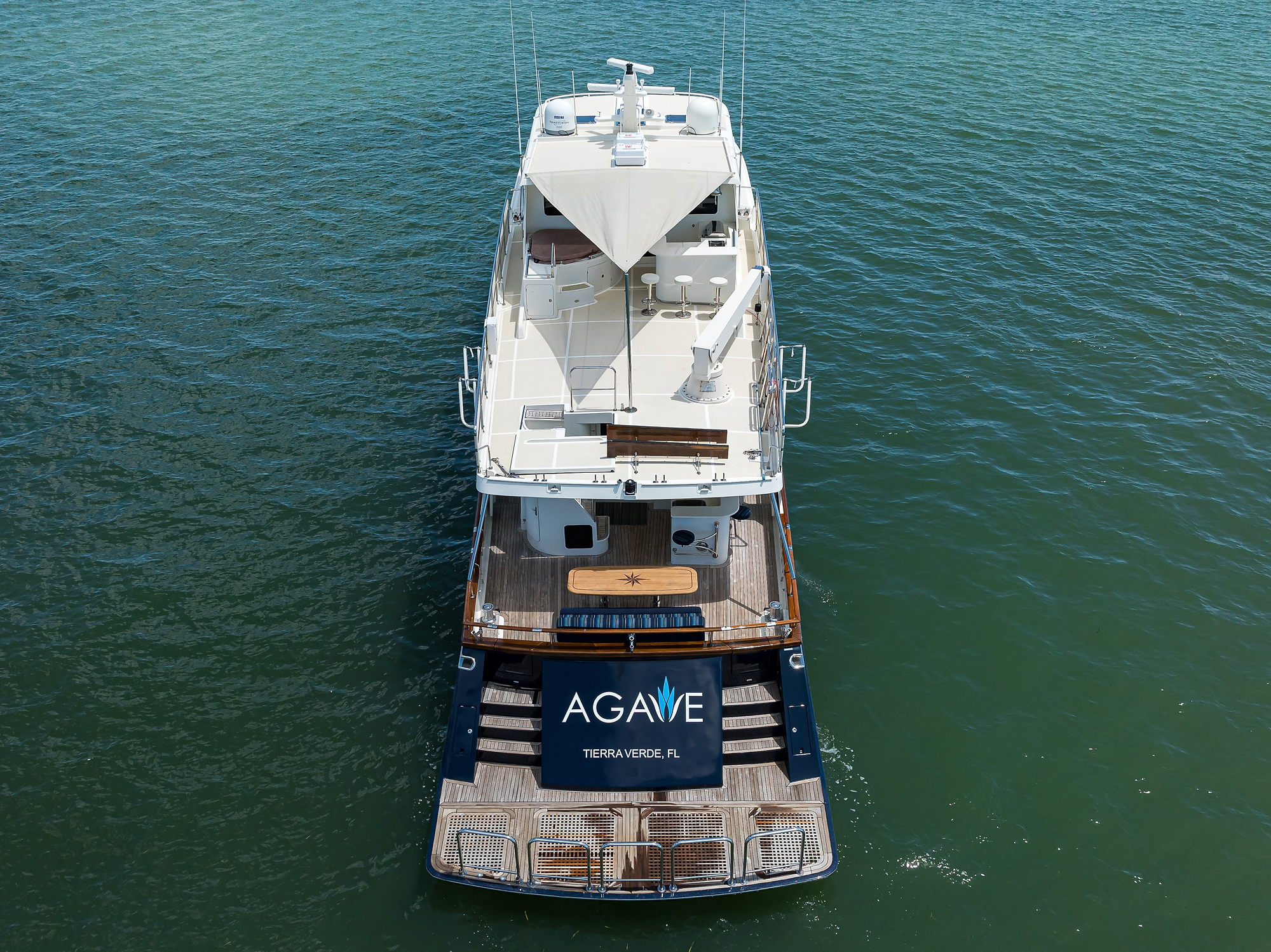 Agave yacht photo 12
