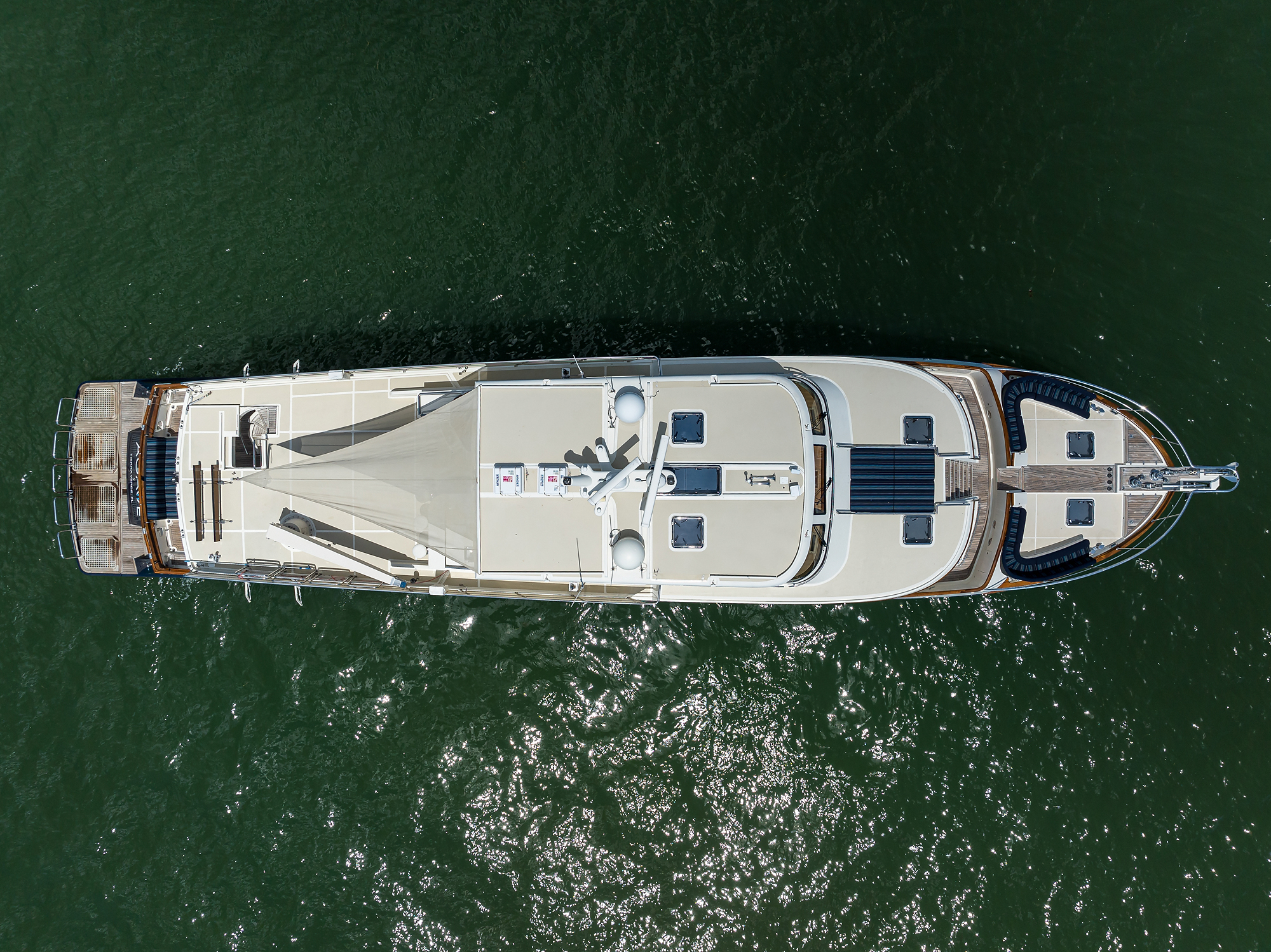 Agave yacht photo 14