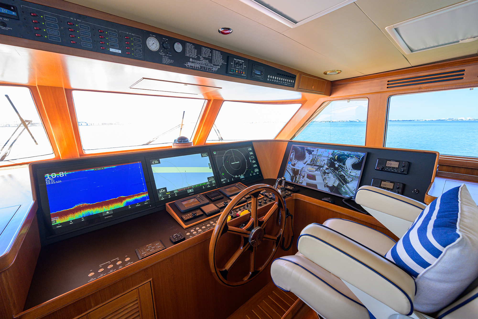 Agave yacht photo 24