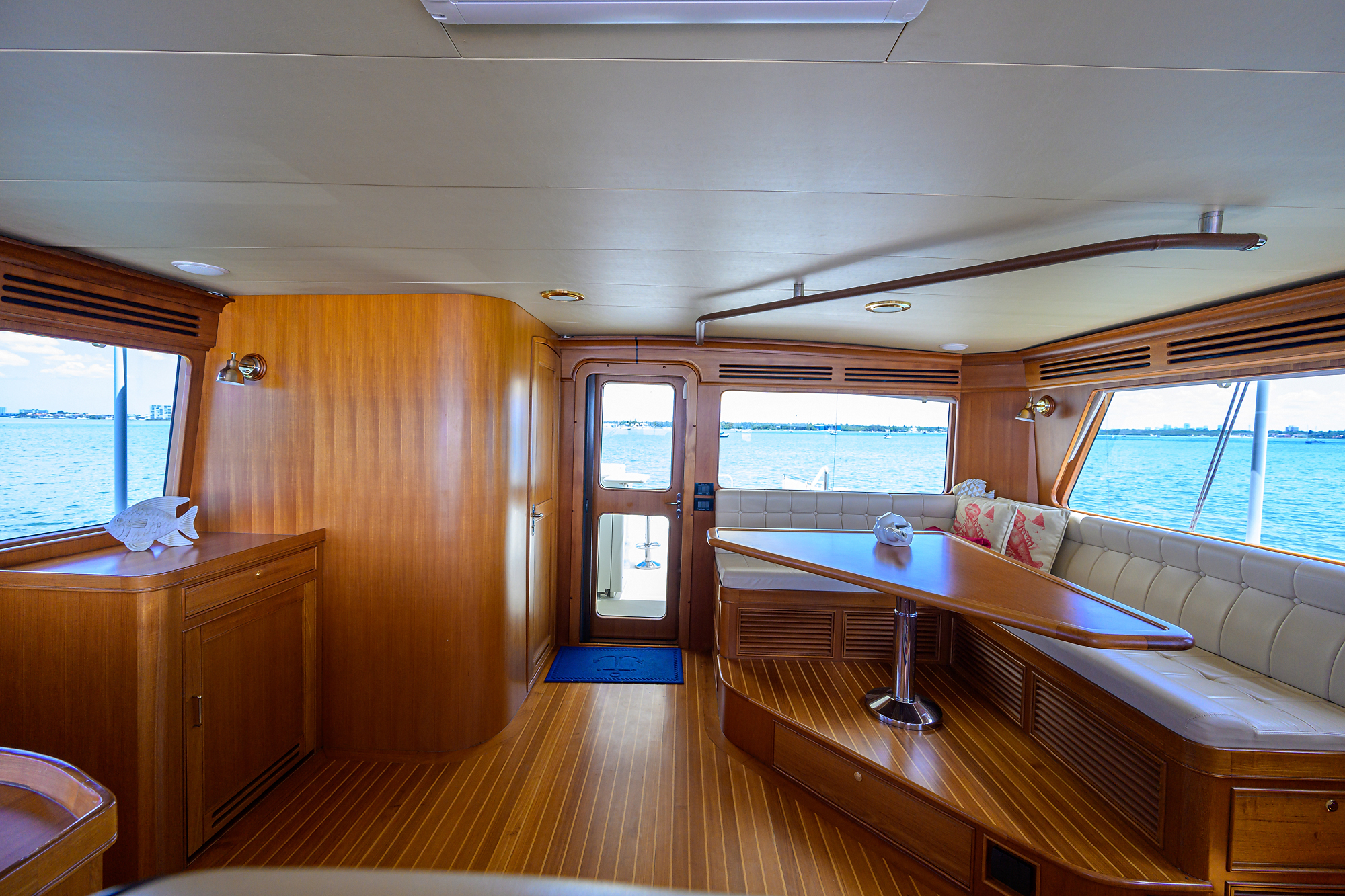 Agave yacht photo 18