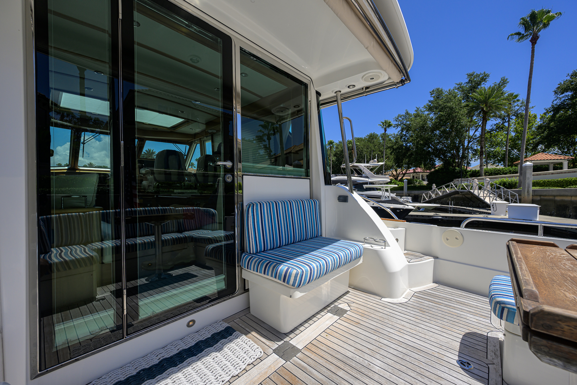 Bigwig yacht photo 46
