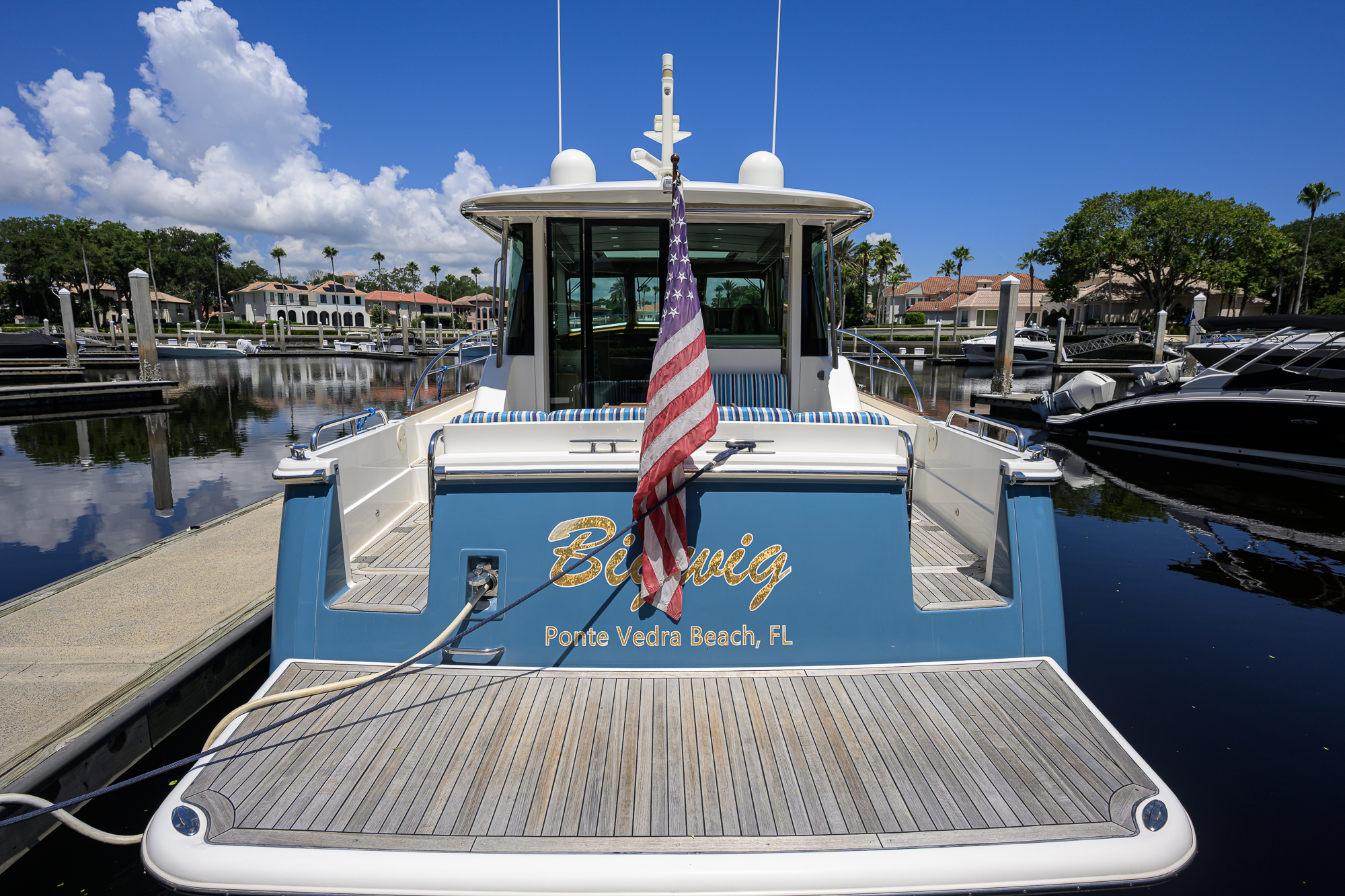 Bigwig yacht photo 38