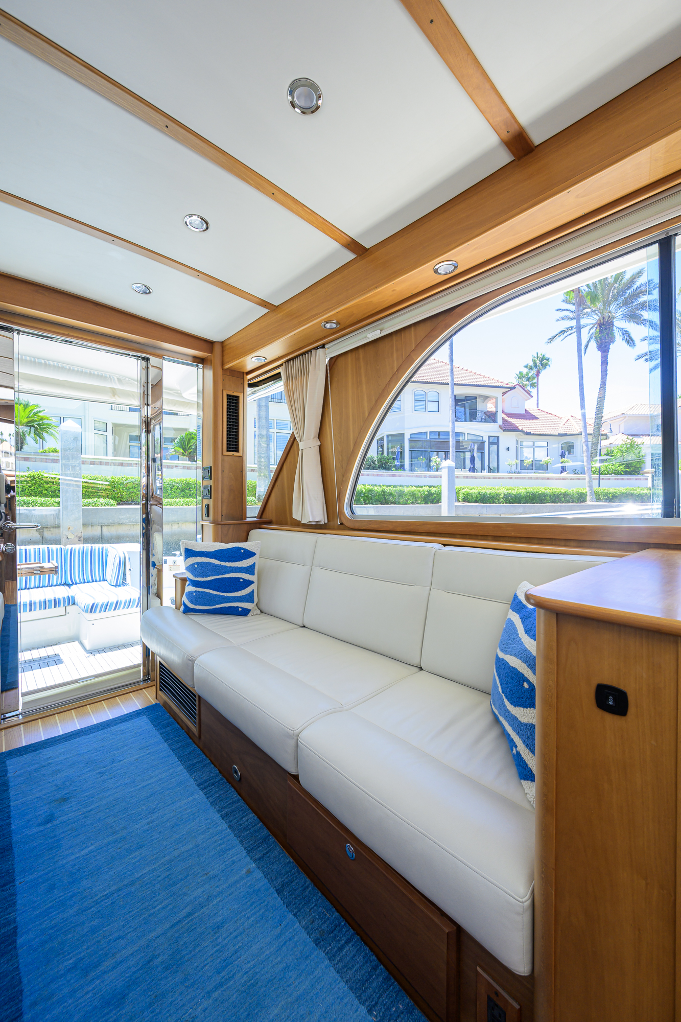 Bigwig yacht photo 69