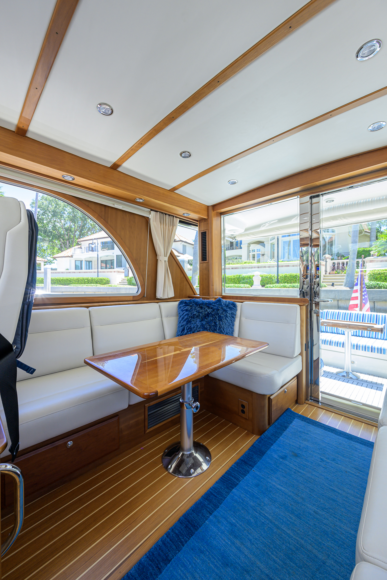 Bigwig yacht photo 71
