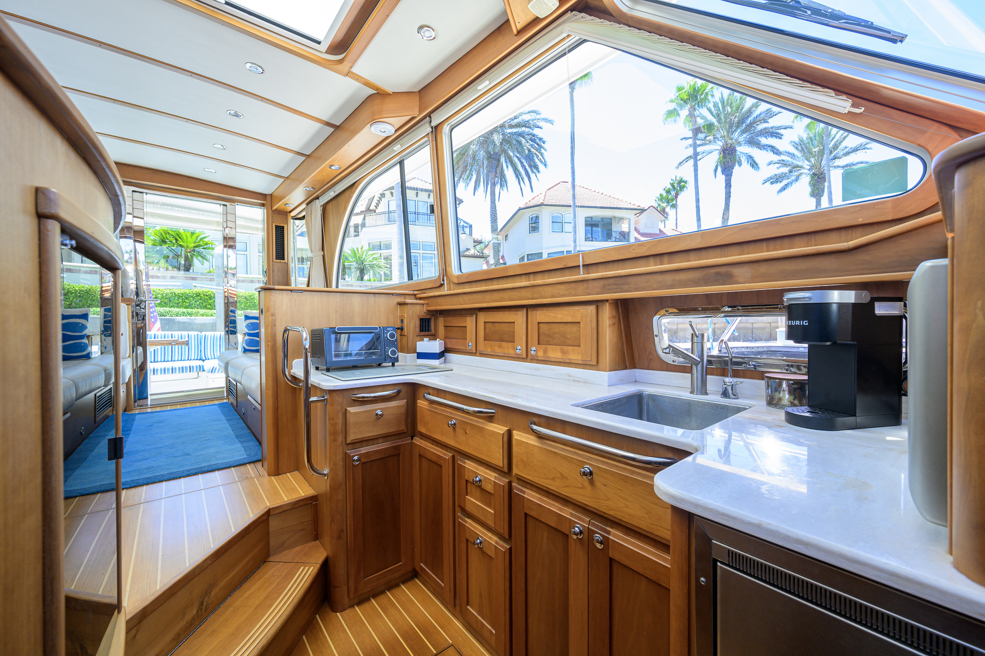 Bigwig yacht photo 79