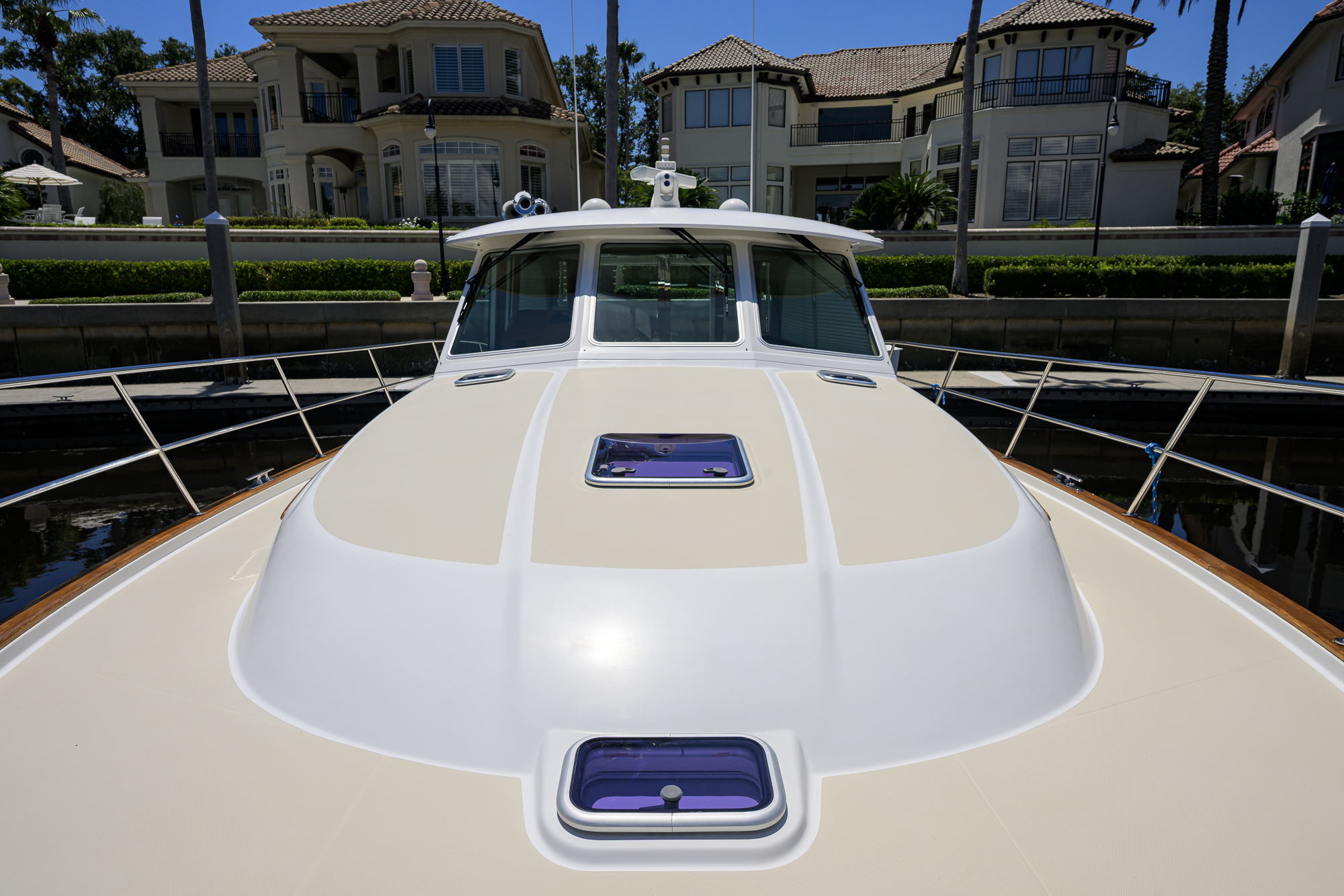 Bigwig yacht photo 32
