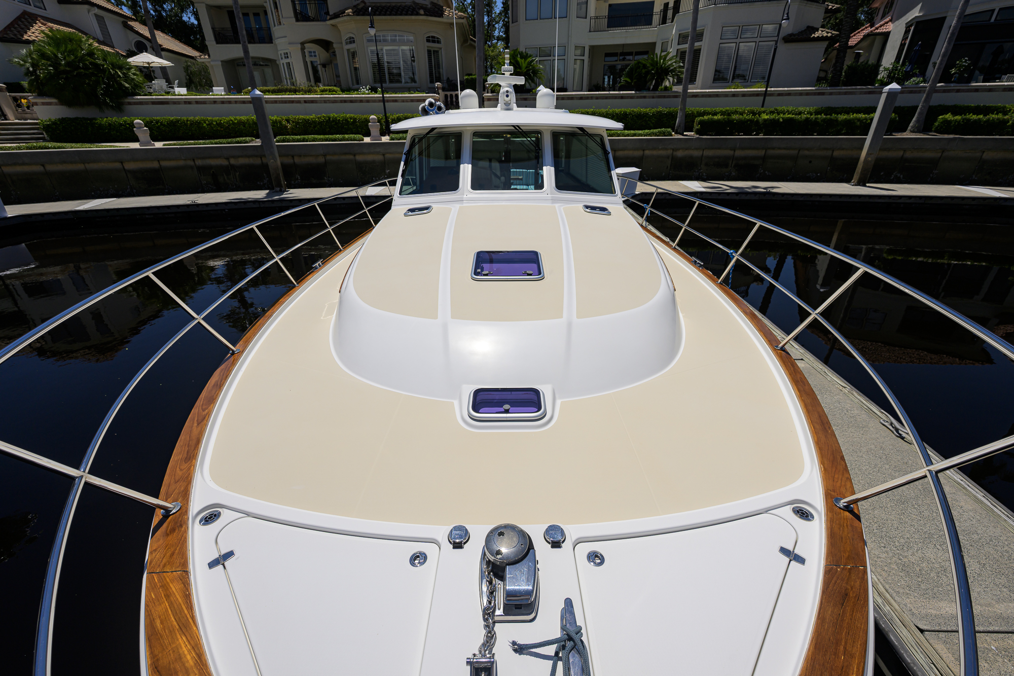 Bigwig yacht photo 31