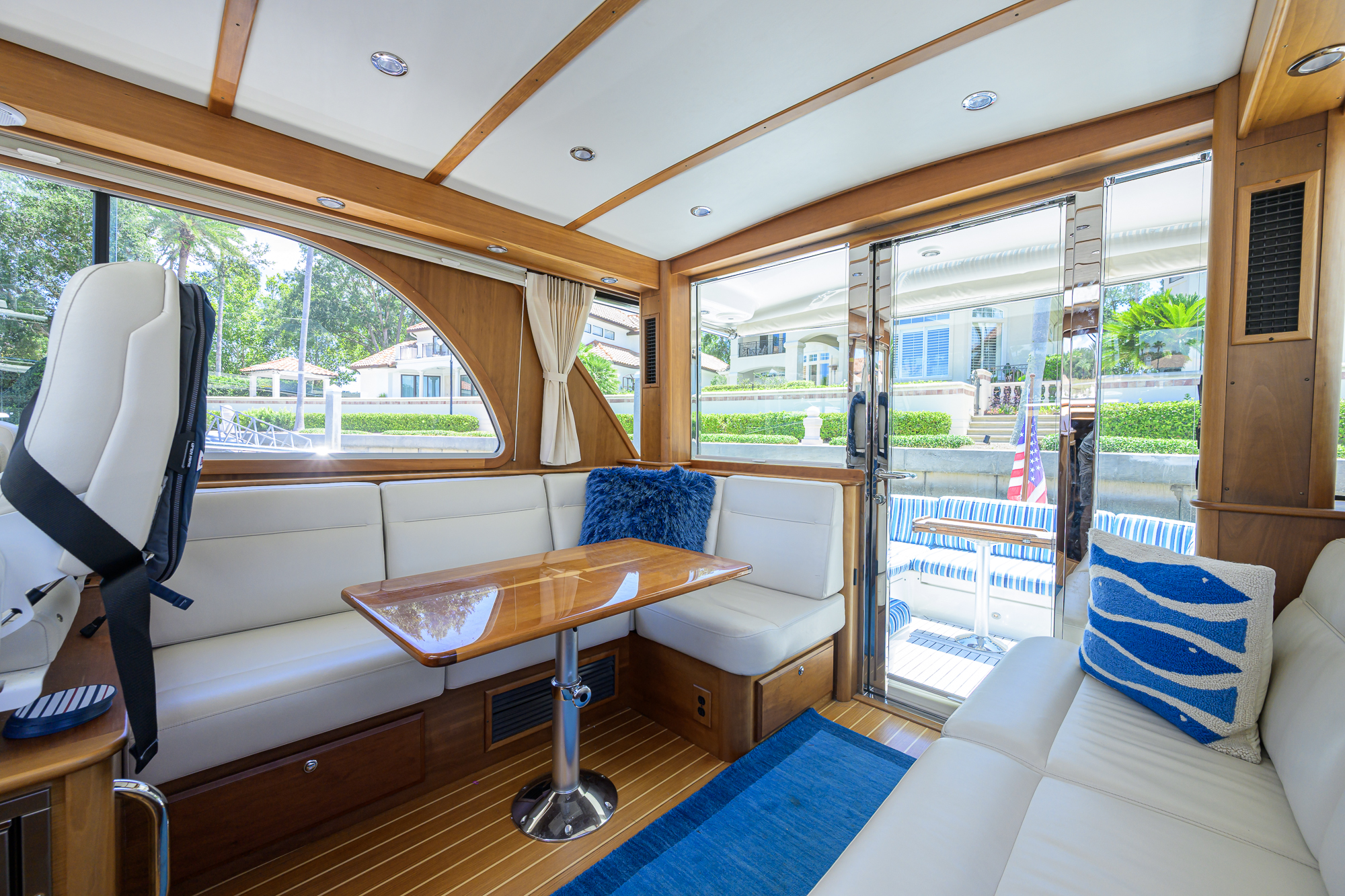 Bigwig yacht photo 72
