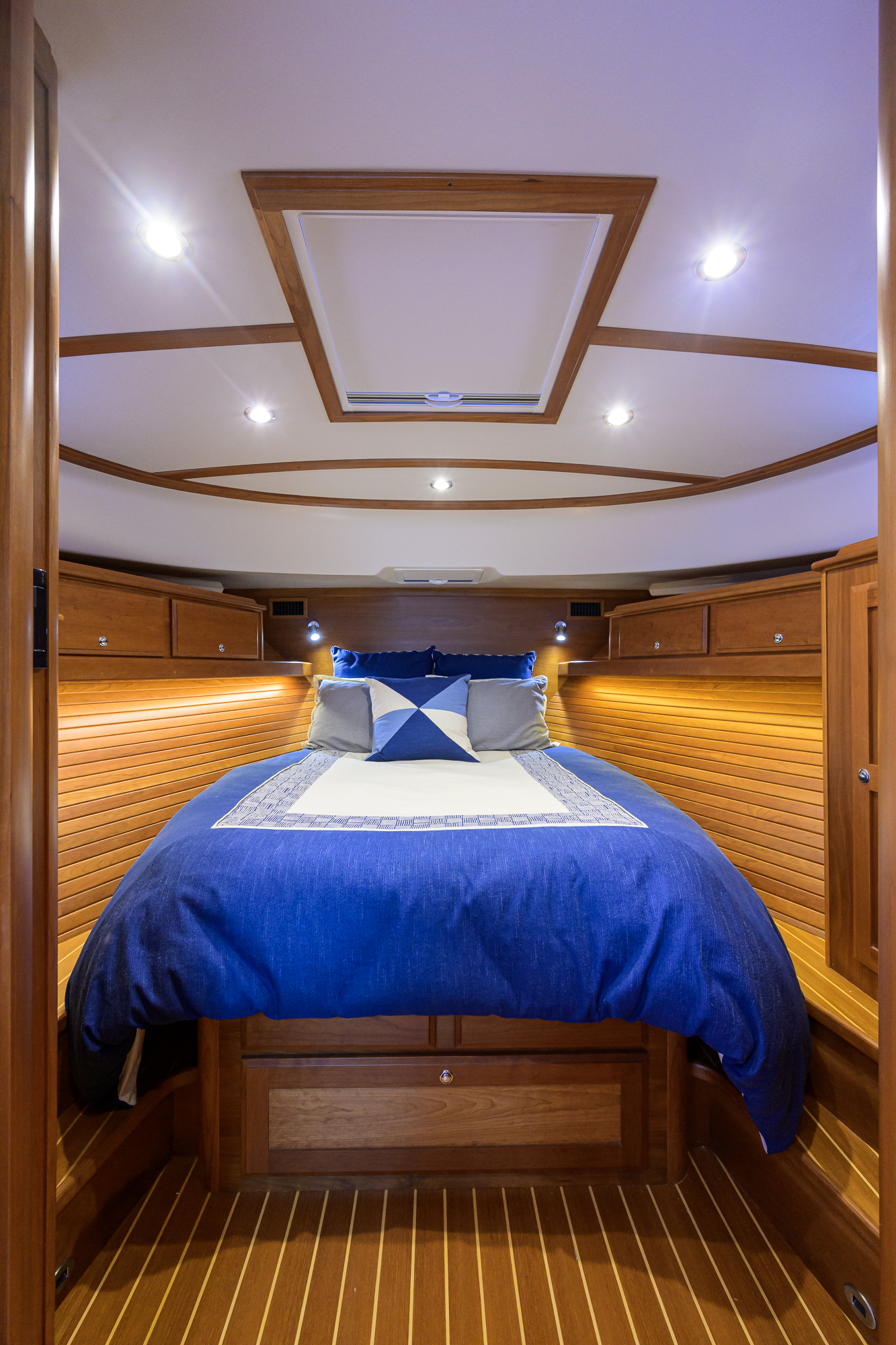 Bigwig yacht photo 99