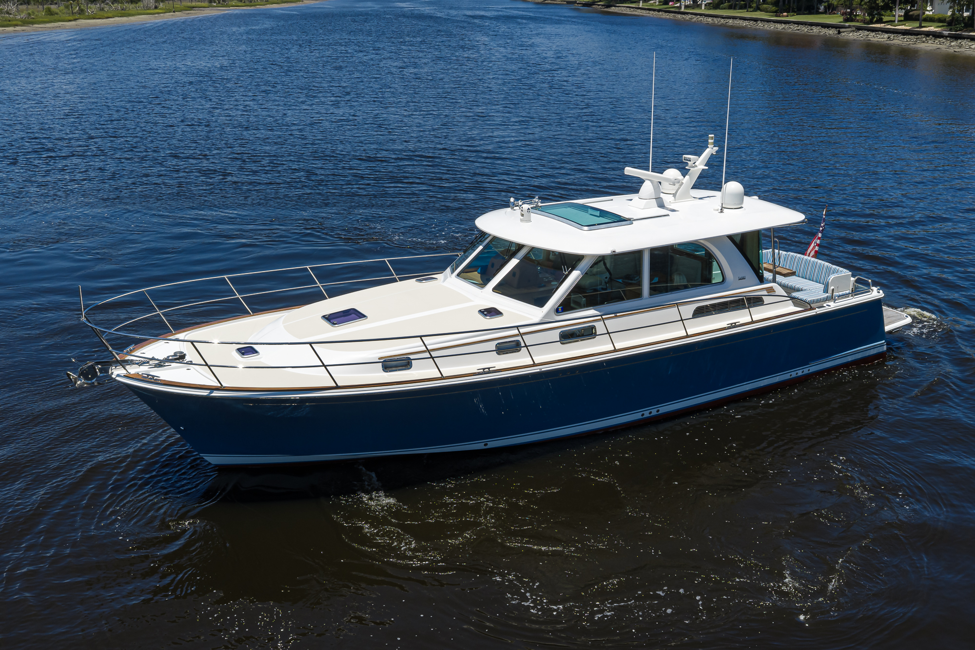 Bigwig yacht photo 25