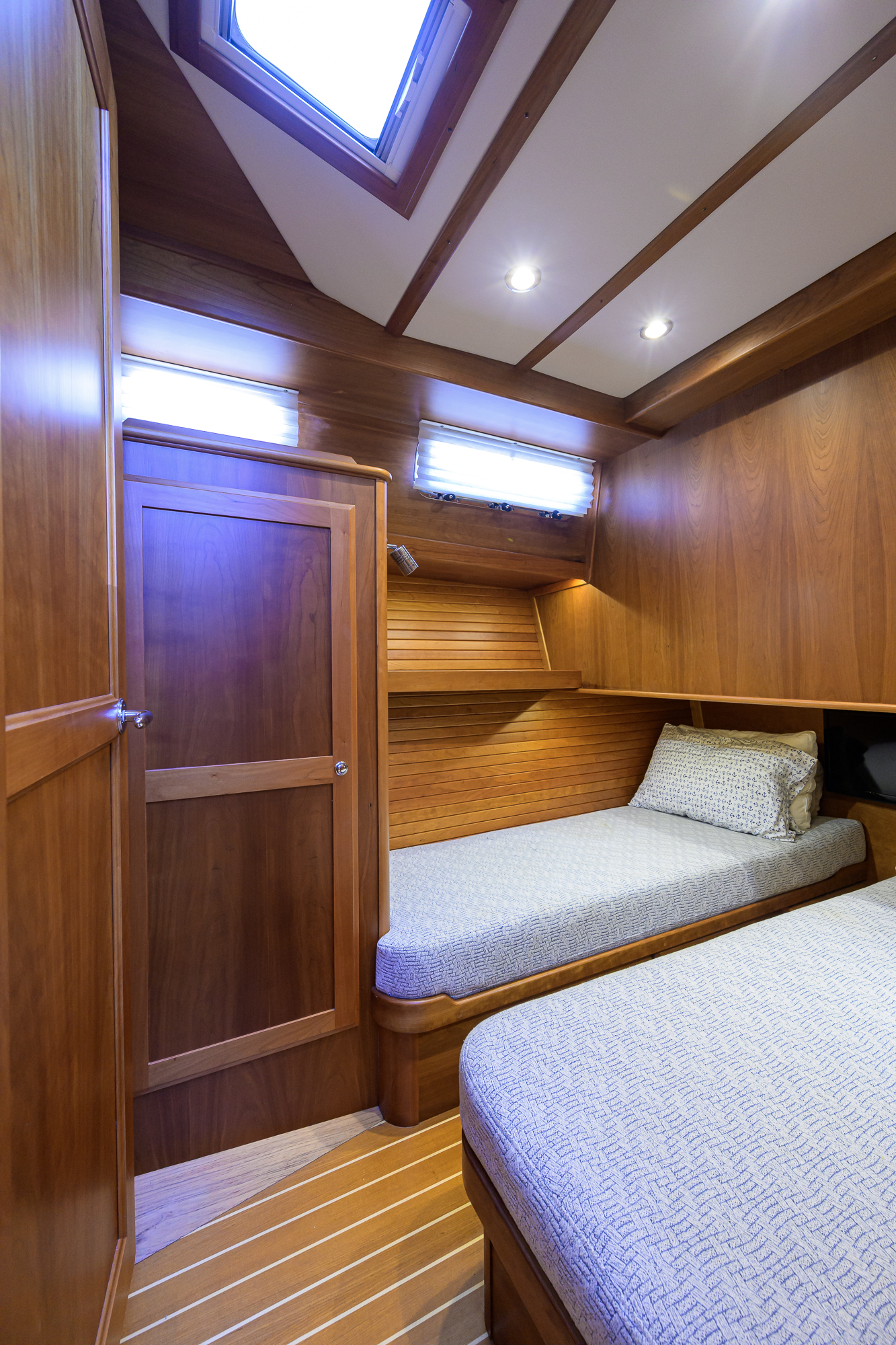Bigwig yacht photo 89