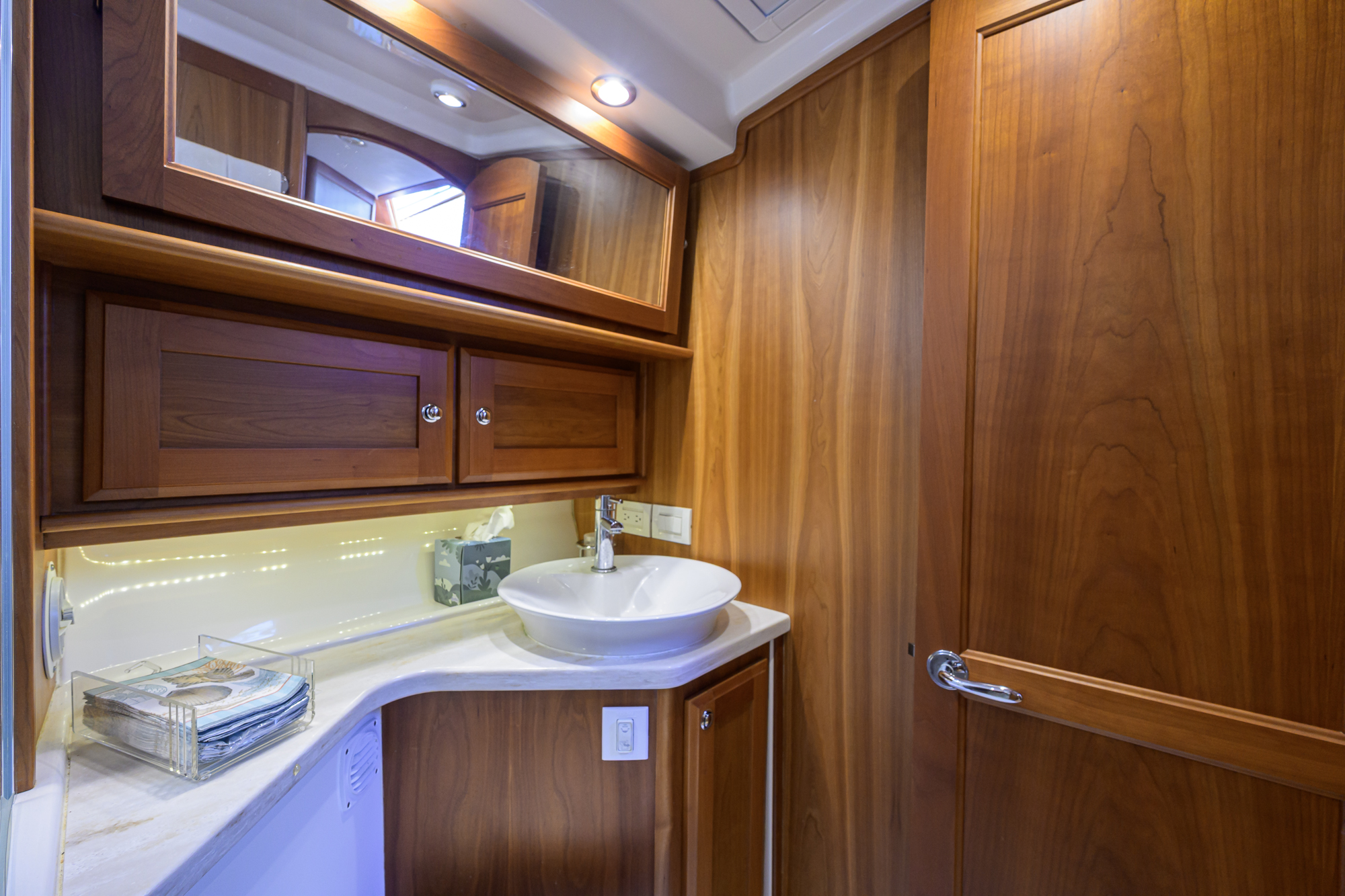 Bigwig yacht photo 98