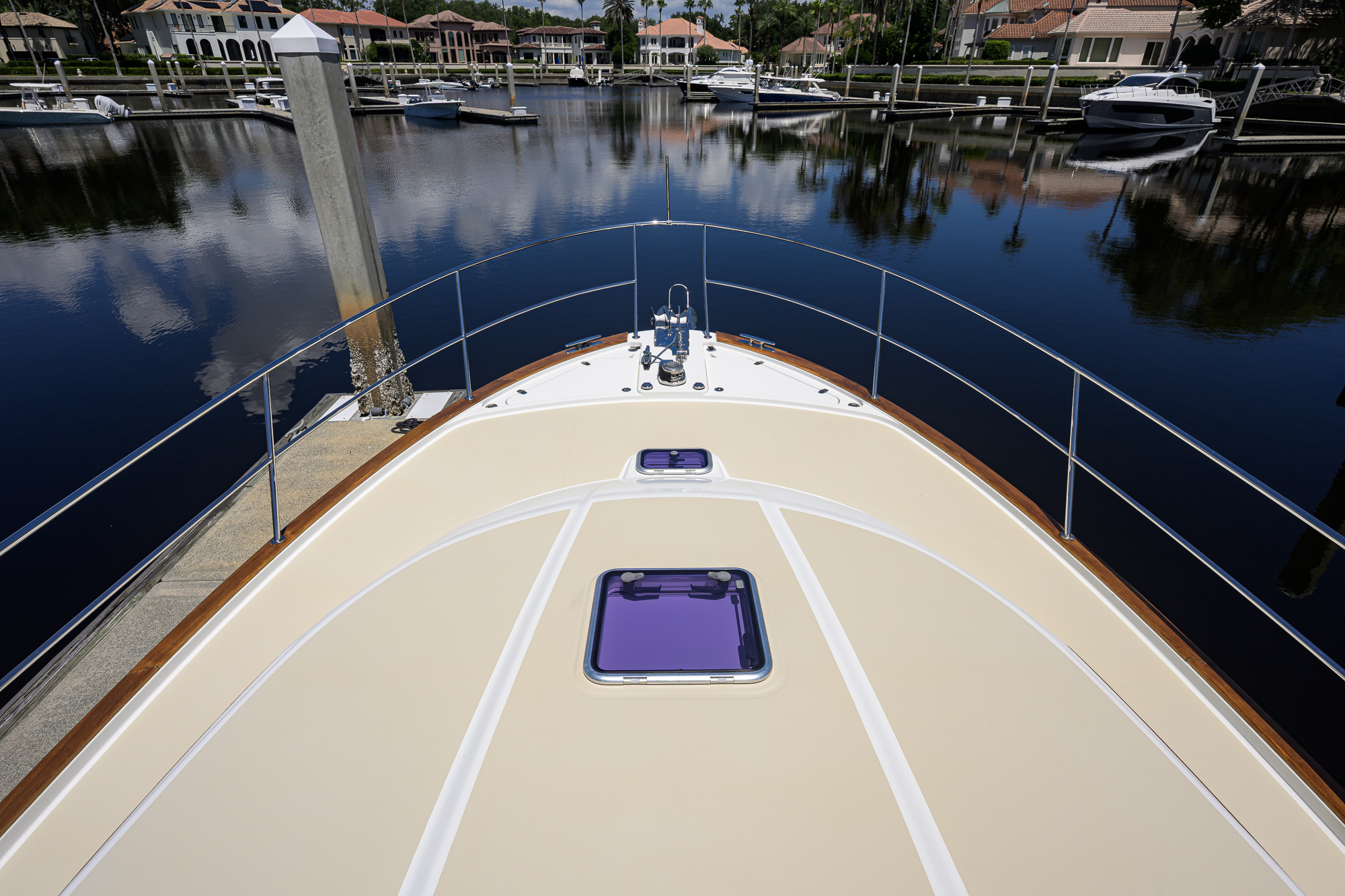 Bigwig yacht photo 29