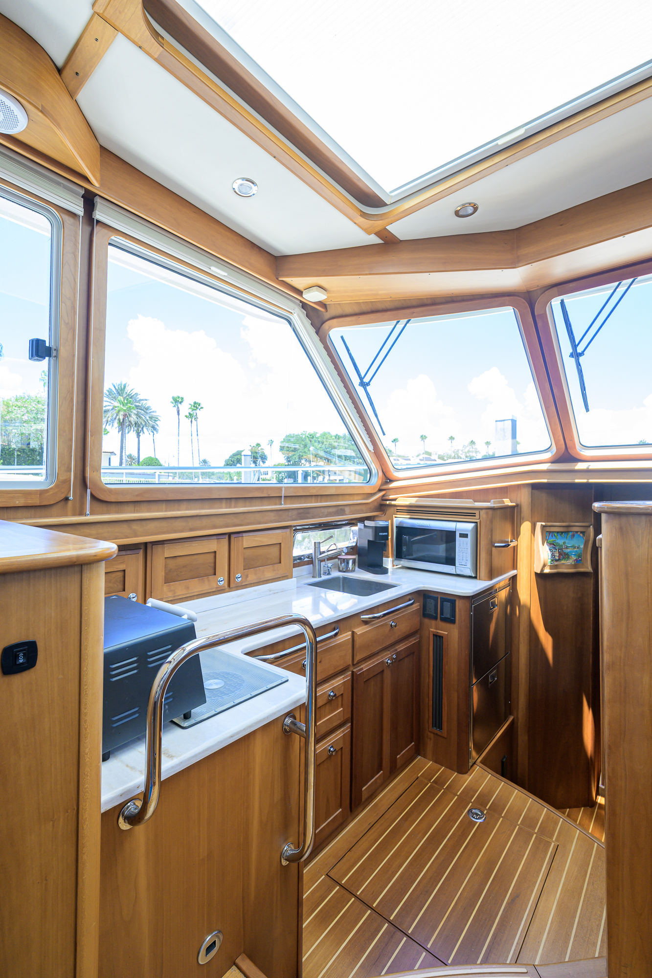 Bigwig yacht photo 75